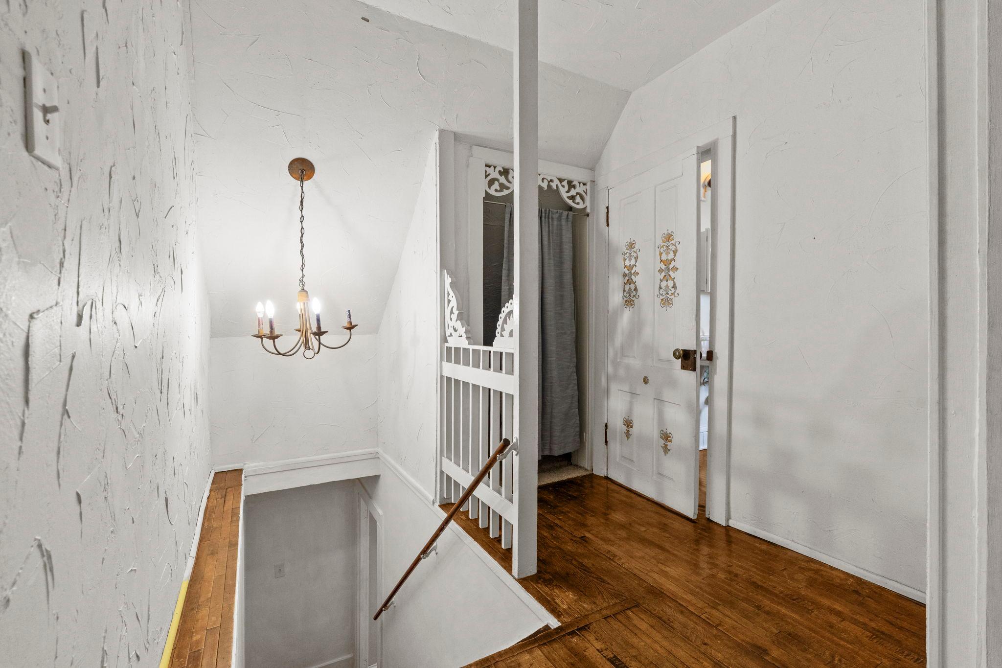 3209 Columbus Avenue Property Photo 37