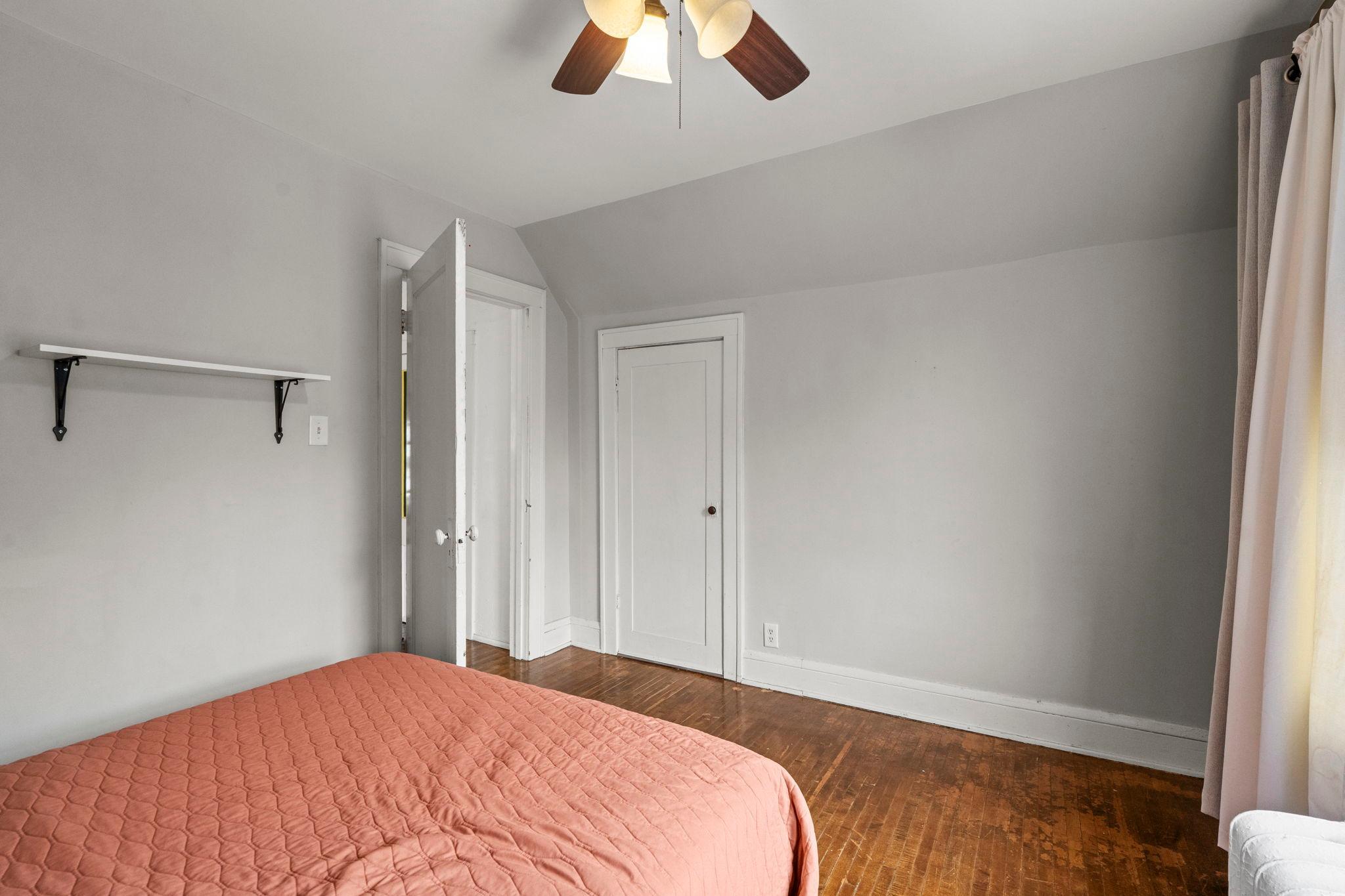 3209 Columbus Avenue Property Photo 40