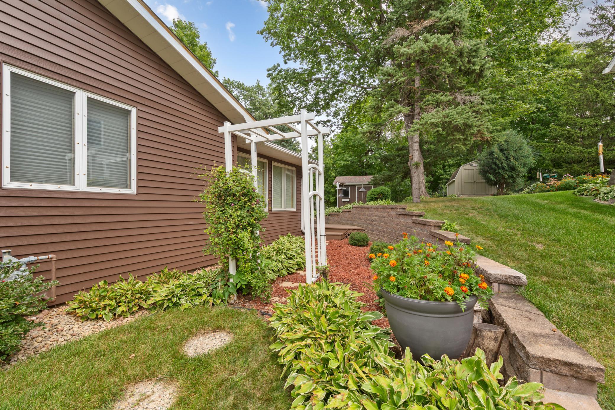 2533 Woodland Drive Property Photo 12