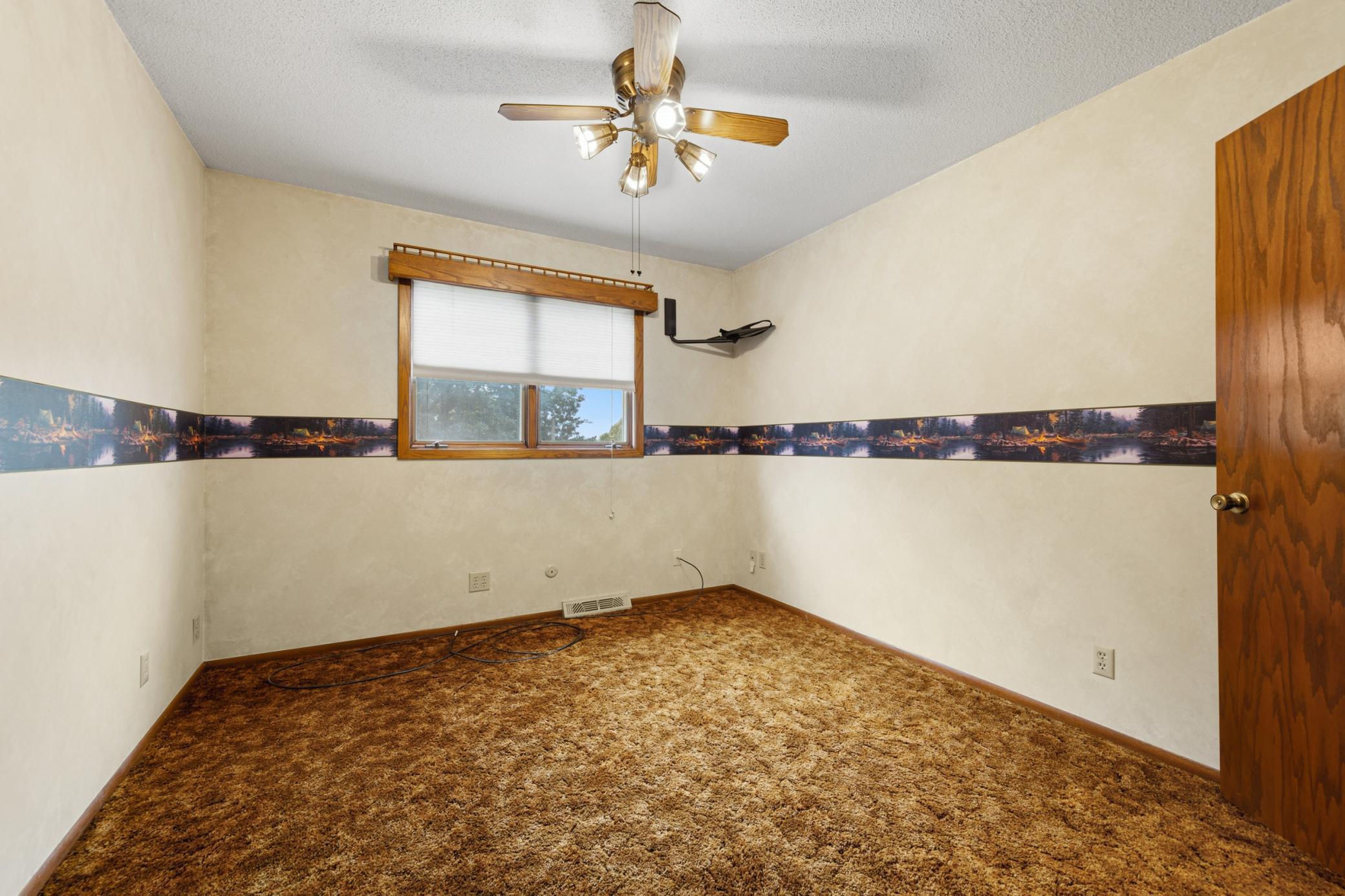 2533 Woodland Drive Property Photo 32