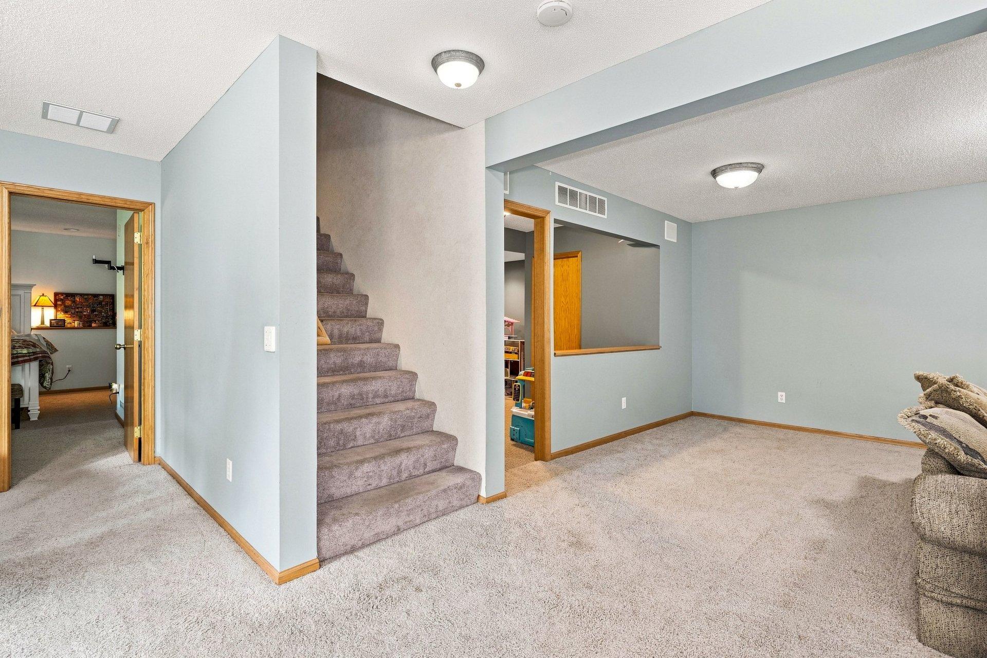 1659 Lakeland Circle Property Photo 34