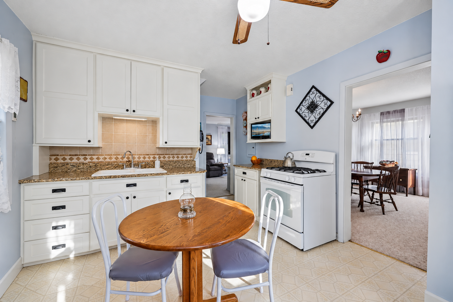 655 Simpson Street Property Photo 18