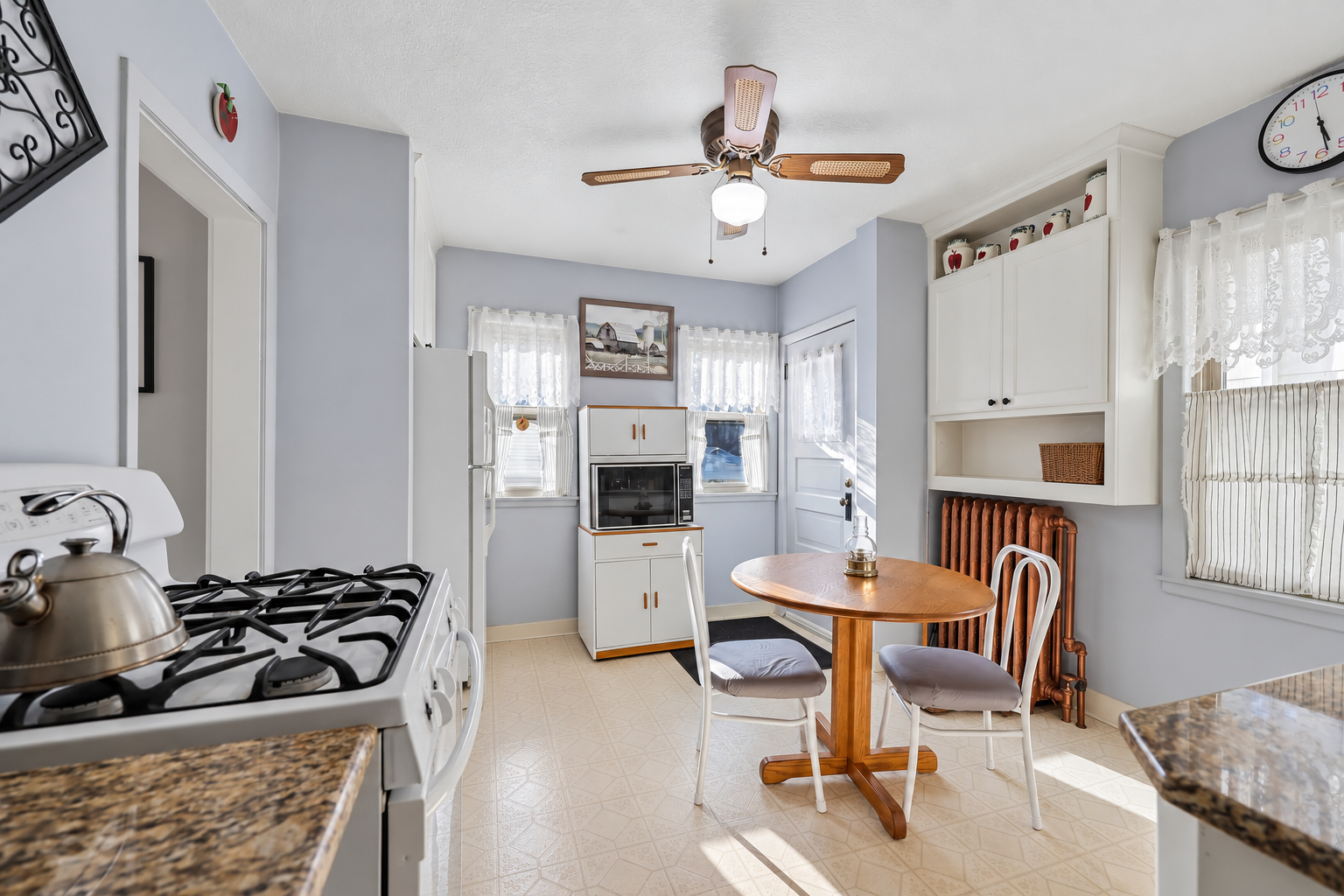 655 Simpson Street Property Photo 20