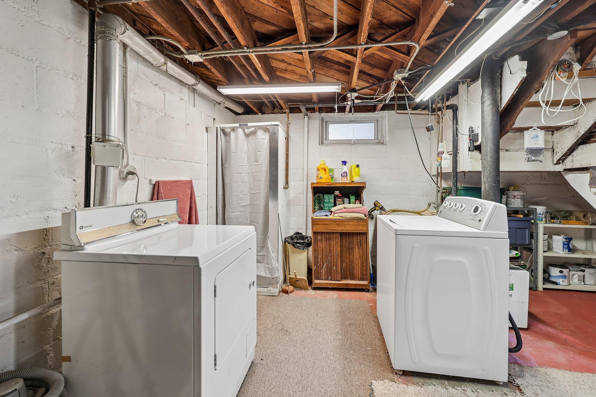655 Simpson Street Property Photo 31