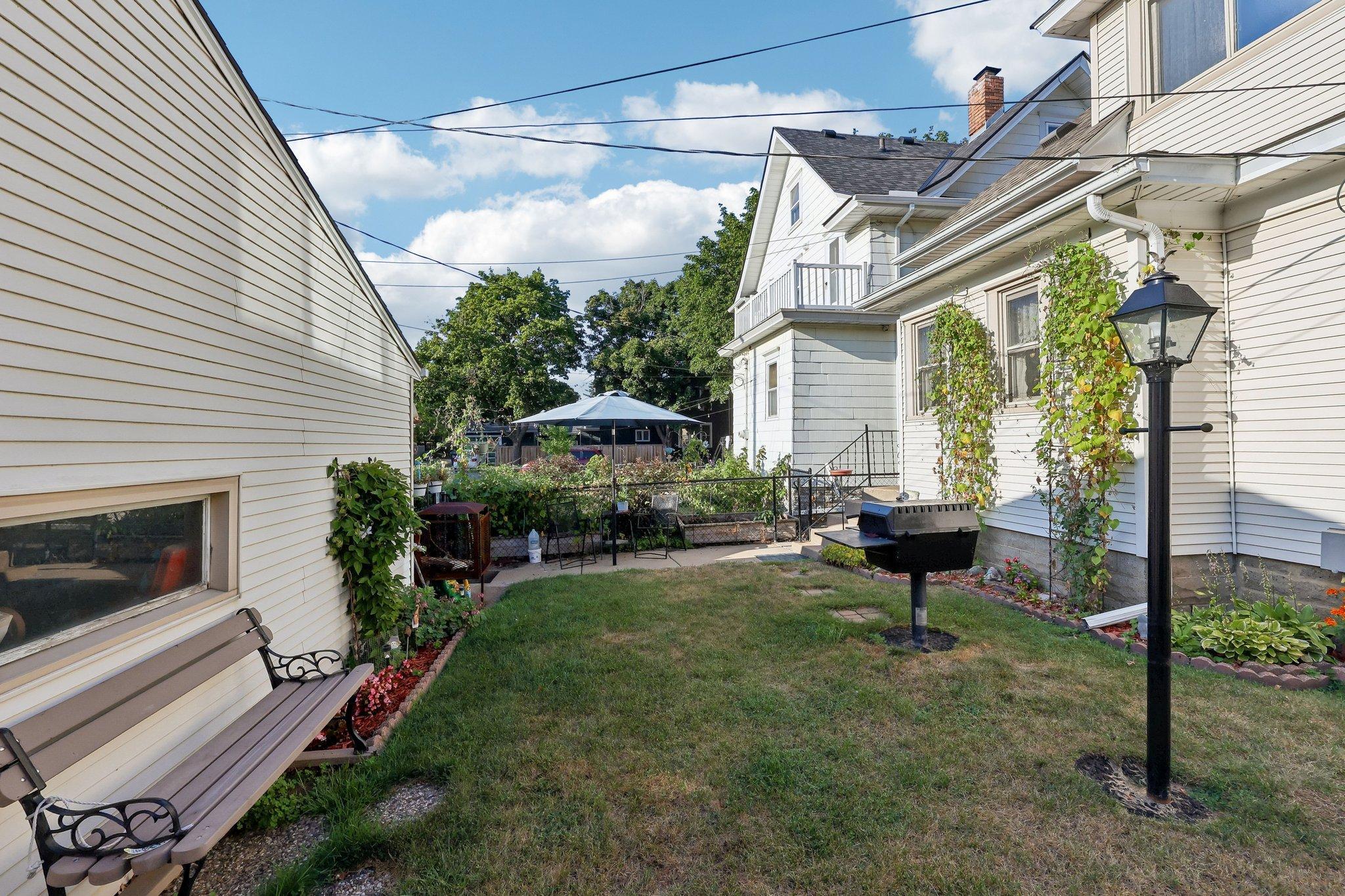 655 Simpson Street Property Photo 39