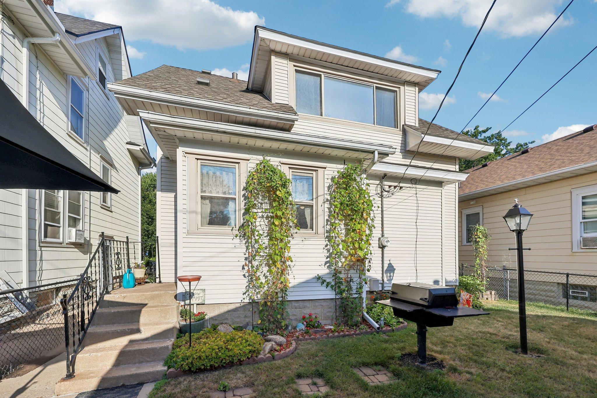 655 Simpson Street Property Photo 40