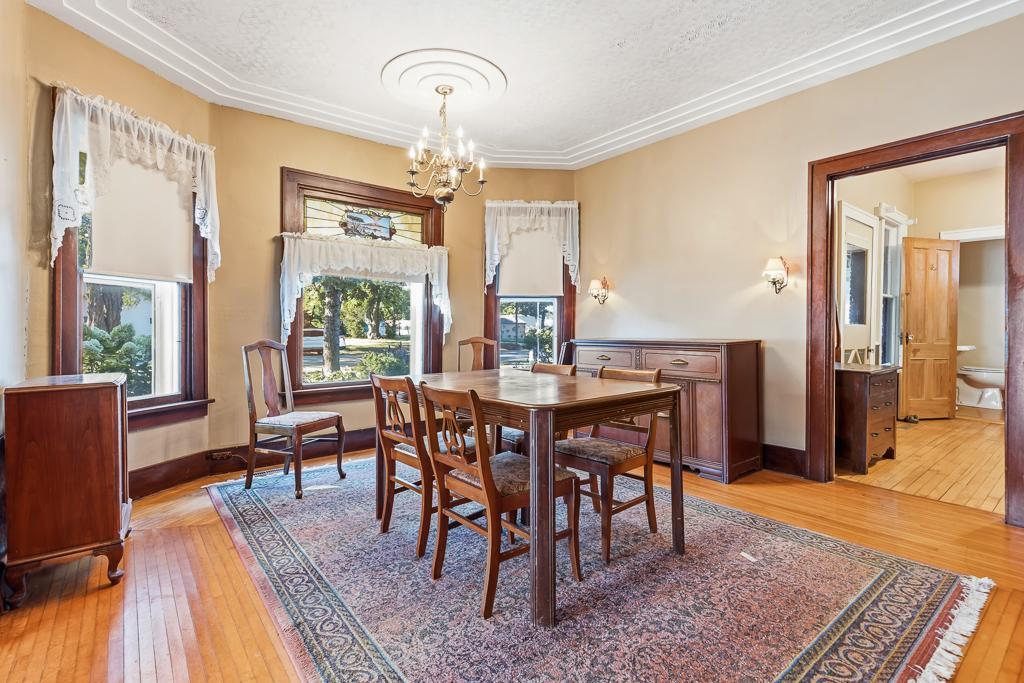 200 N Park Street Property Photo 77