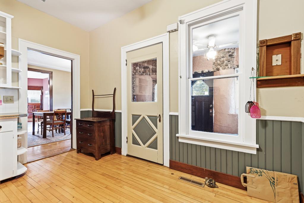 200 N Park Street Property Photo 90