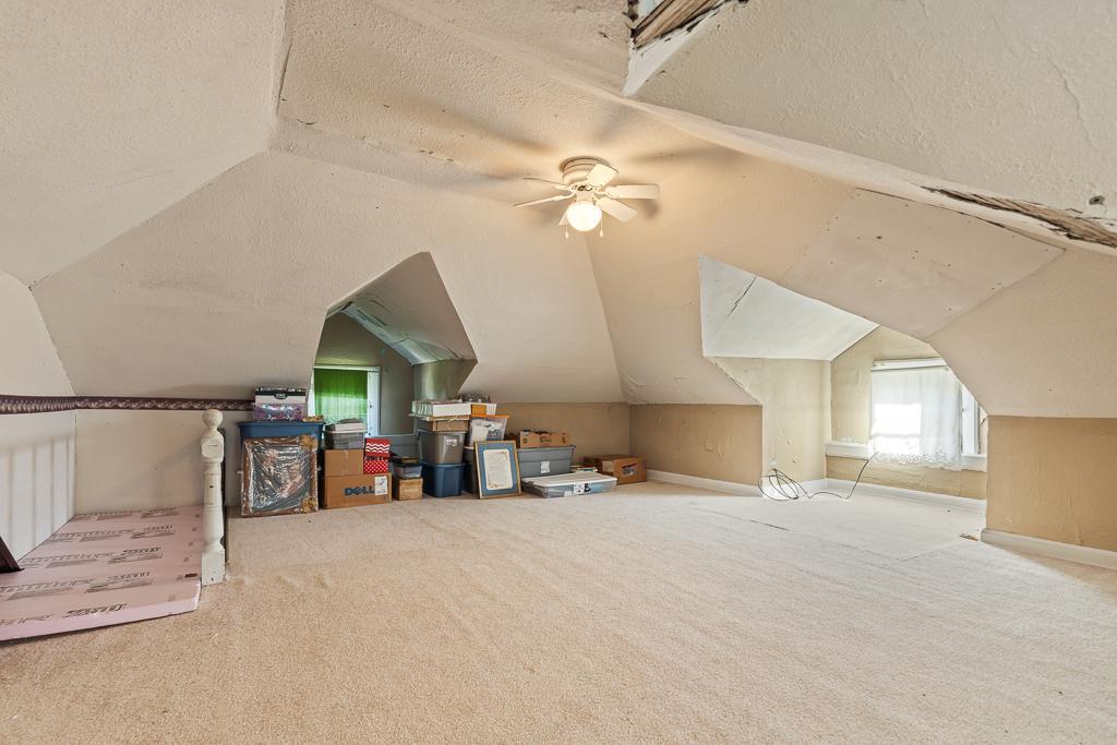 200 N Park Street Property Photo 107
