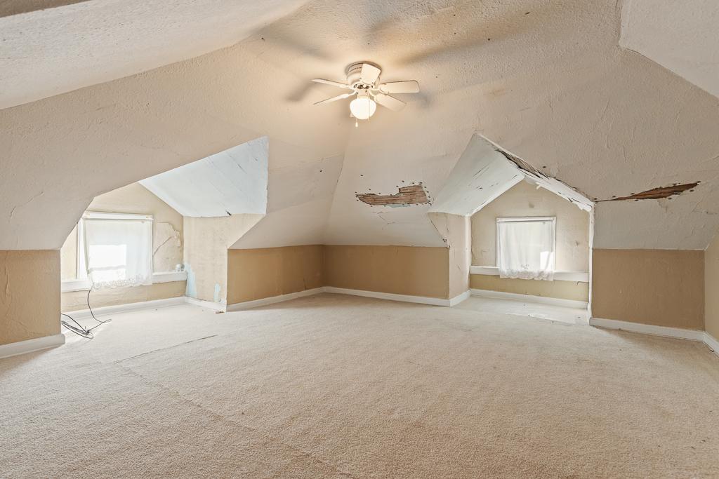 200 N Park Street Property Photo 108
