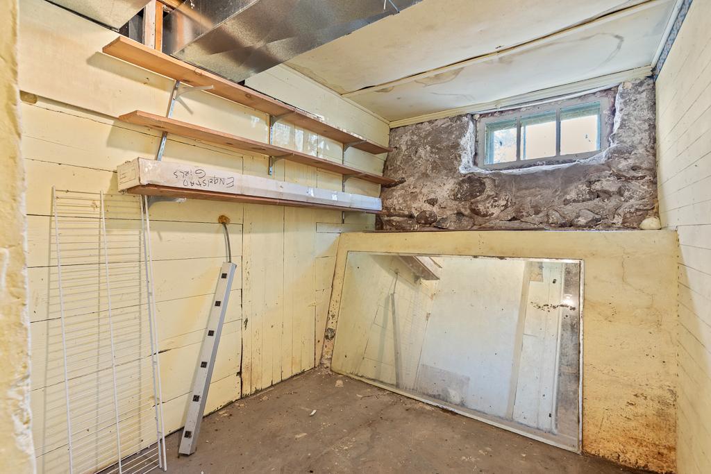 200 N Park Street Property Photo 113