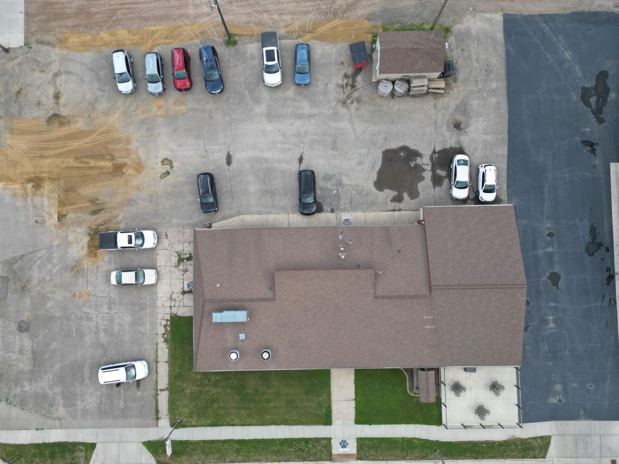 555 Front Street W Property Photo 6