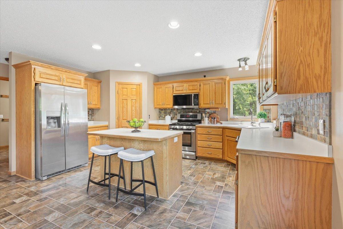 22576 Amy Lane Property Photo 12