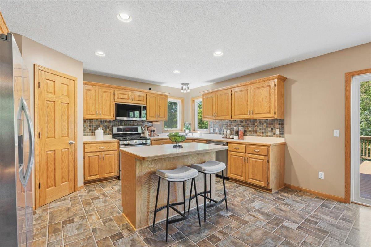 22576 Amy Lane Property Photo 14