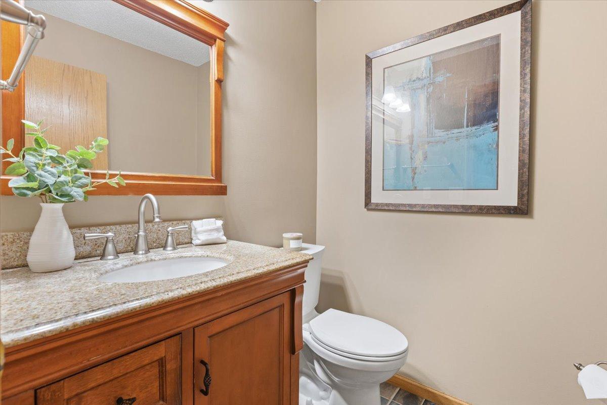 22576 Amy Lane Property Photo 17