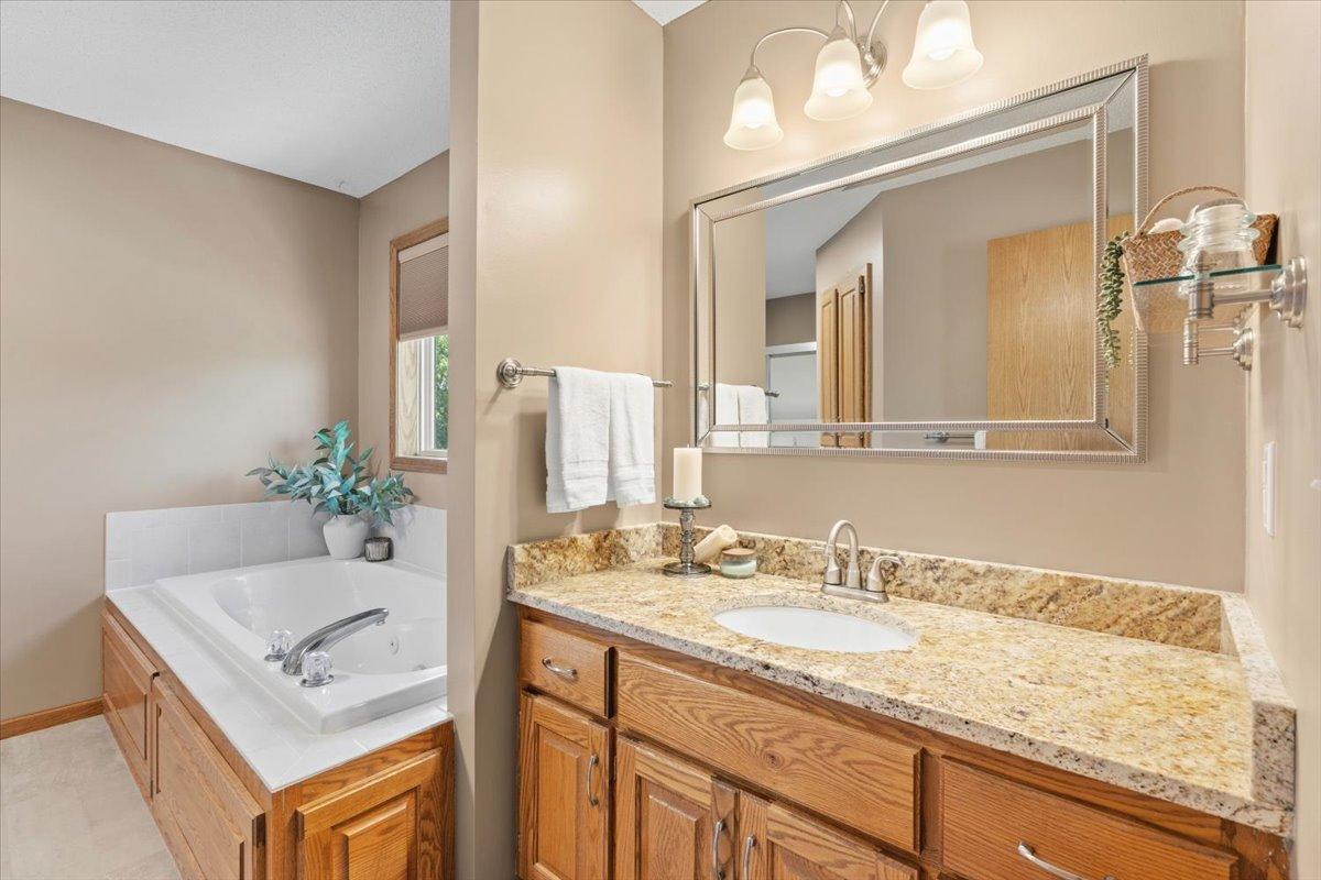 22576 Amy Lane Property Photo 20