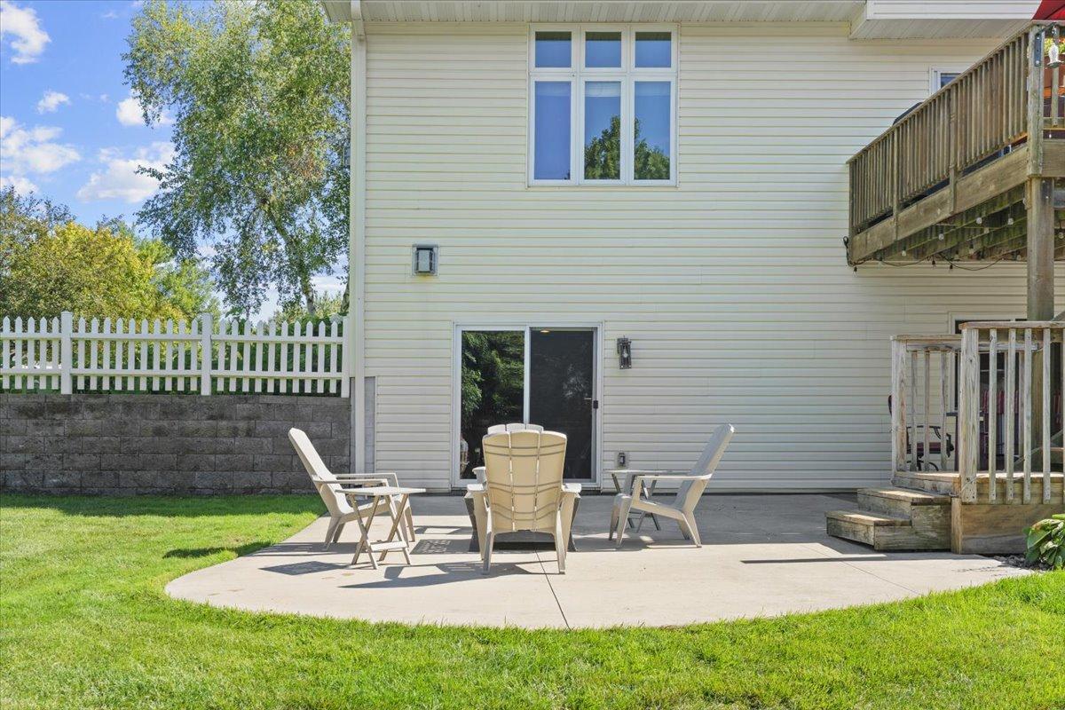 22576 Amy Lane Property Photo 45