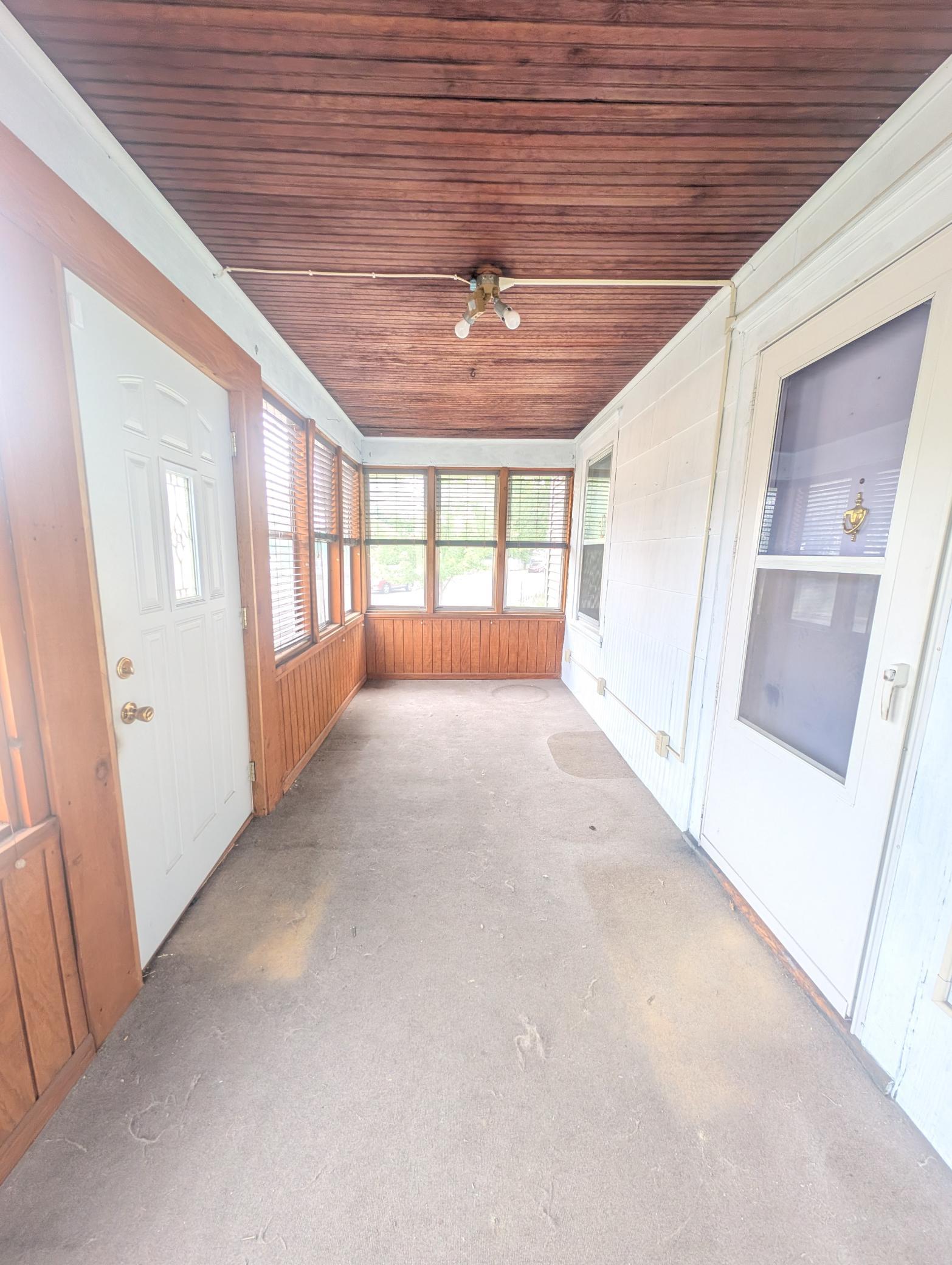 3008 E 35th Street Property Photo 15