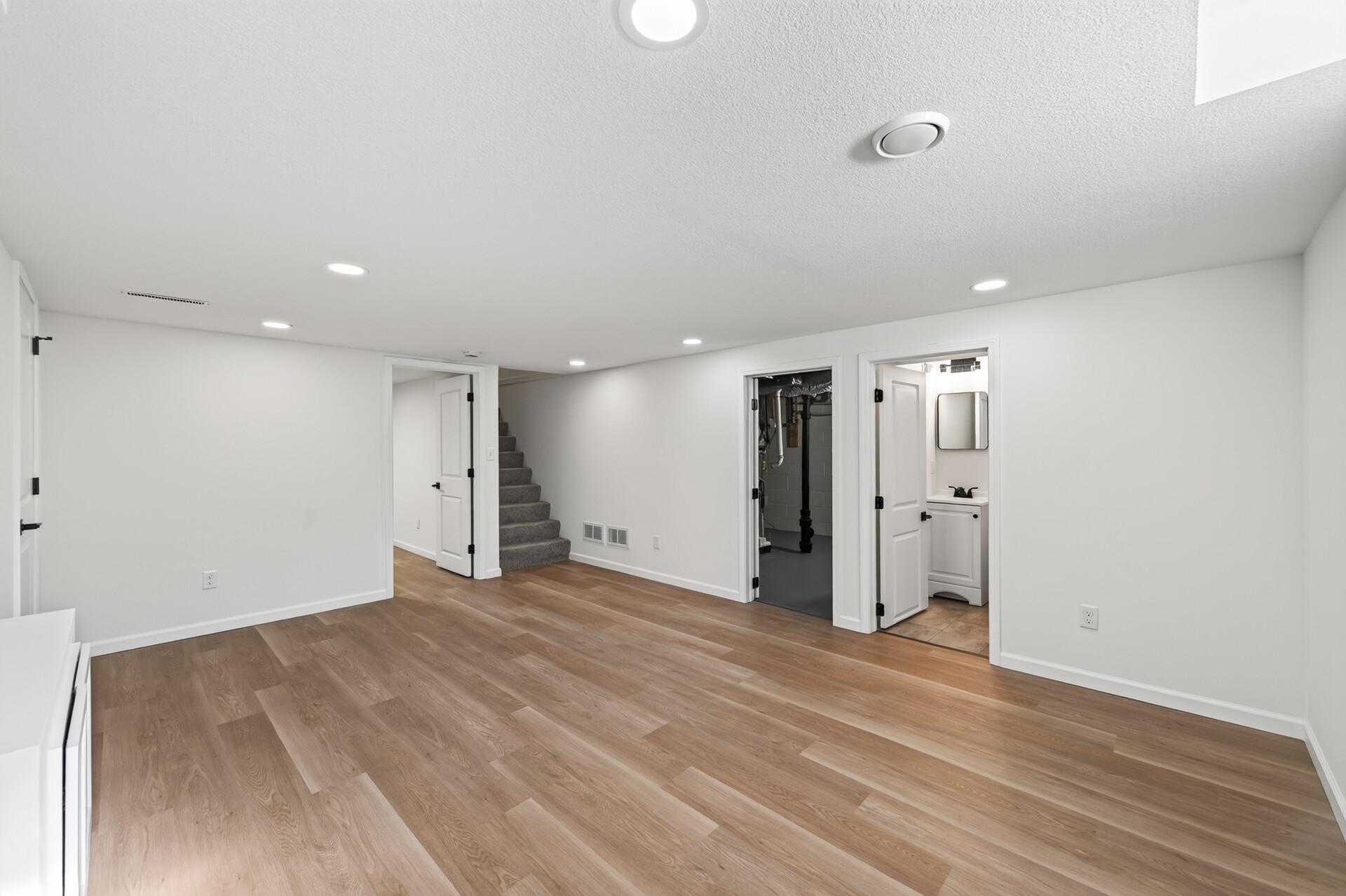 2106 Richard Avenue Property Photo 15
