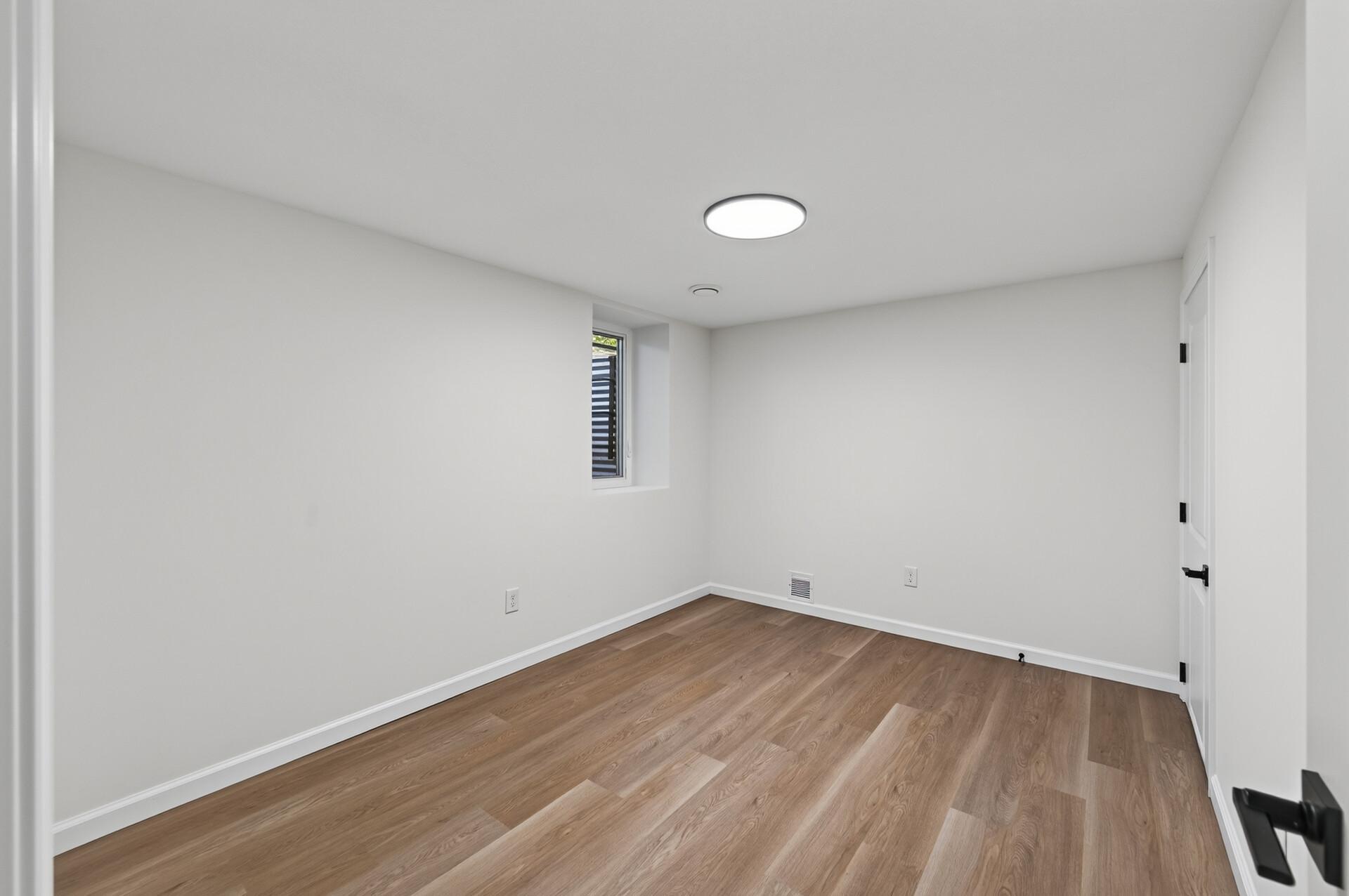 2106 Richard Avenue Property Photo 16