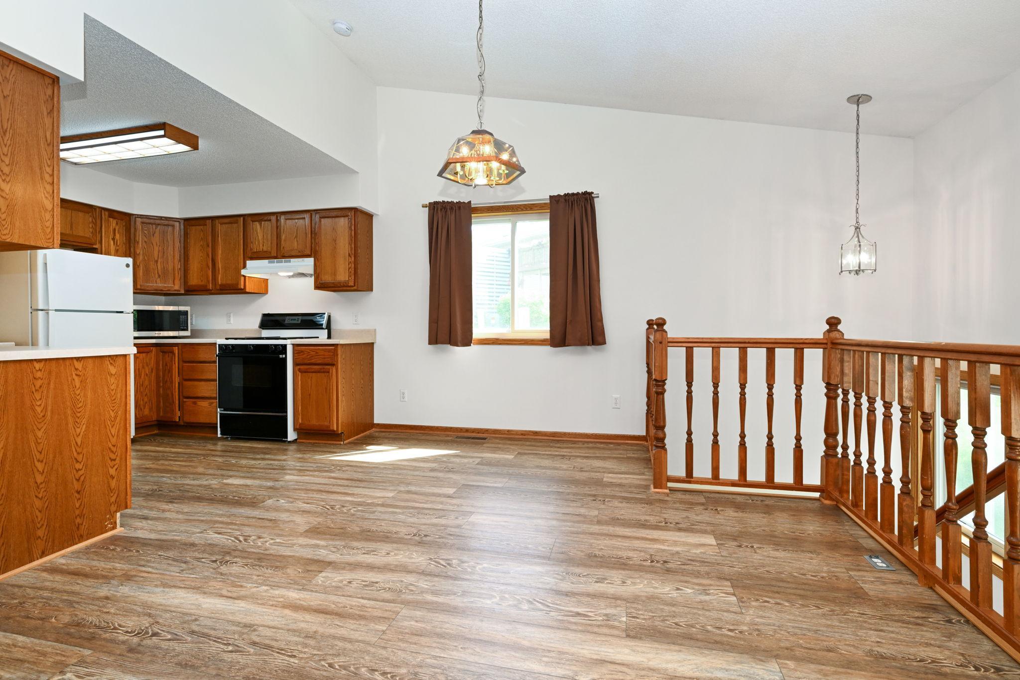 3761 Robin Lane Property Photo 6