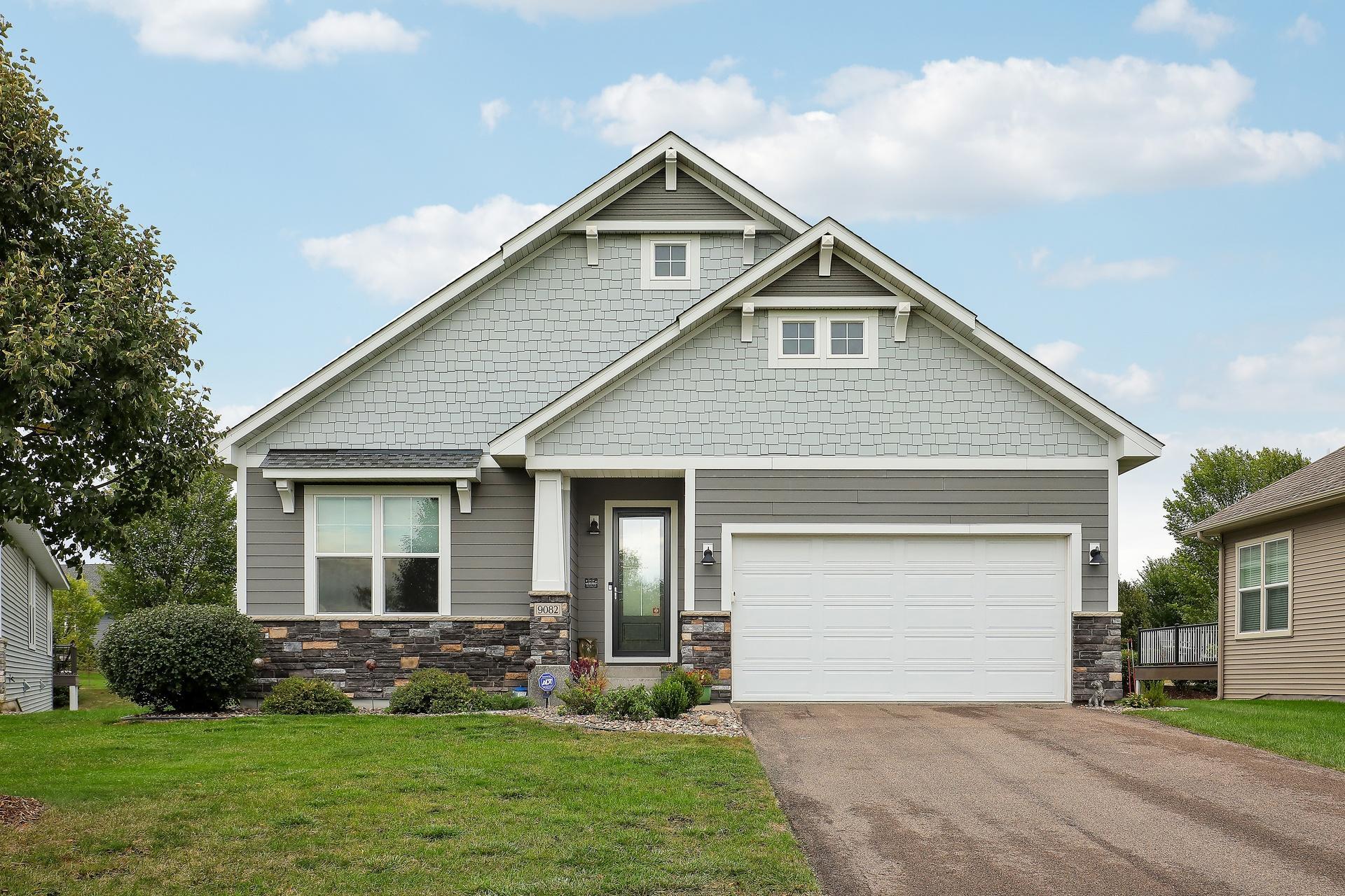9082 Jade Circle N