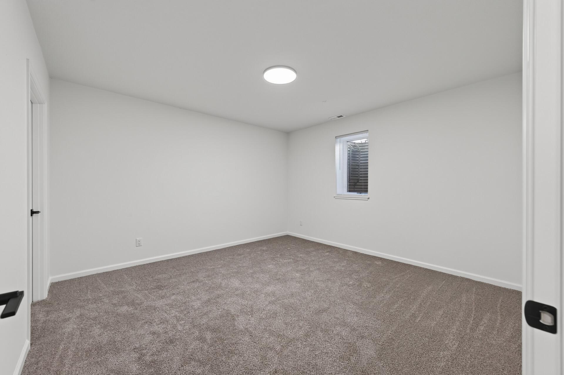3427 Morgan Avenue N Property Photo 24