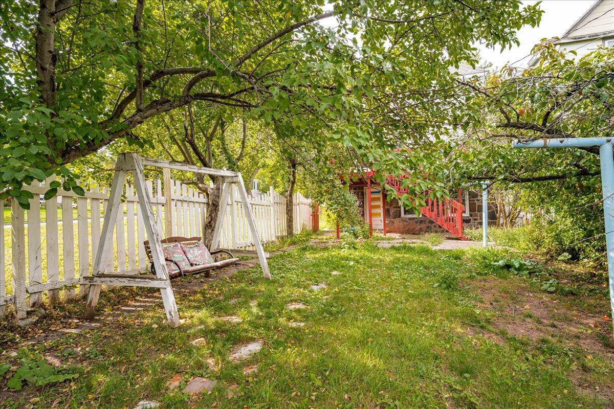 604 E 11th Street Property Photo 33