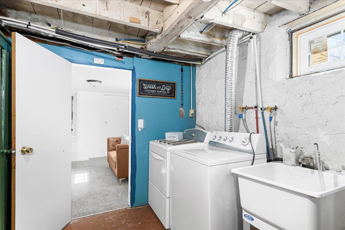 604 E 11th Street Property Photo 37