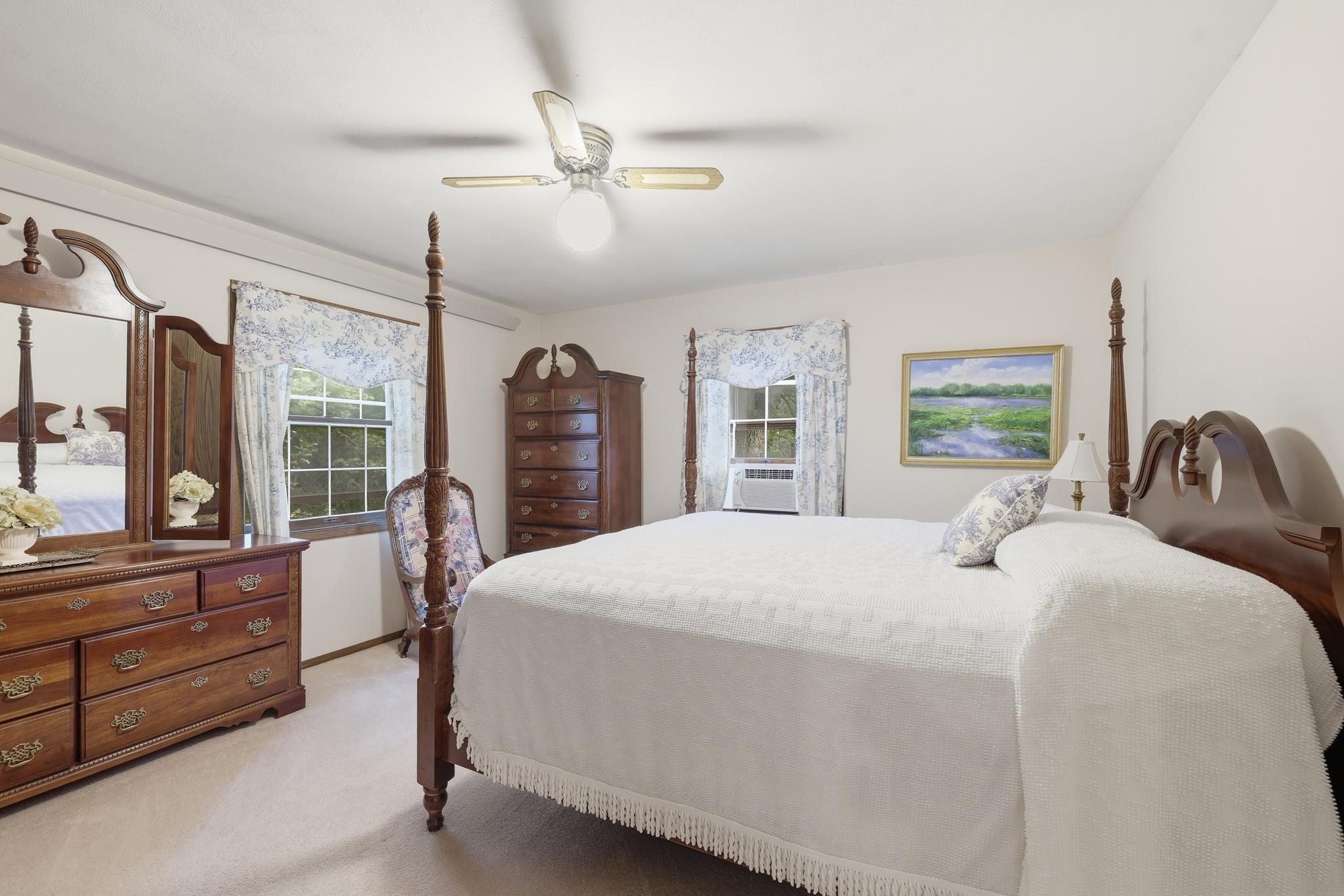 24412 Iona Avenue Property Photo 23