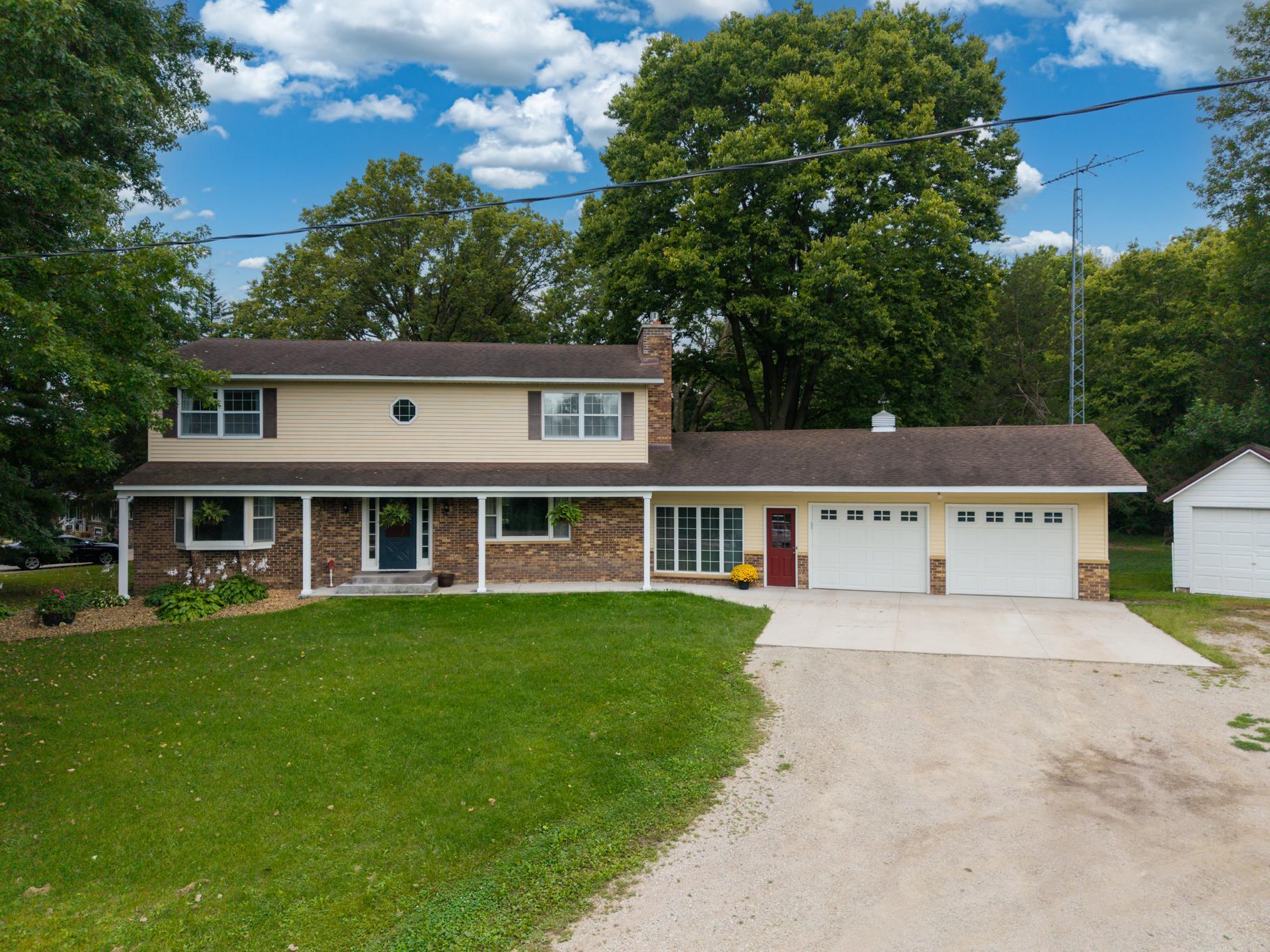 24412 Iona Avenue Property Photo 36