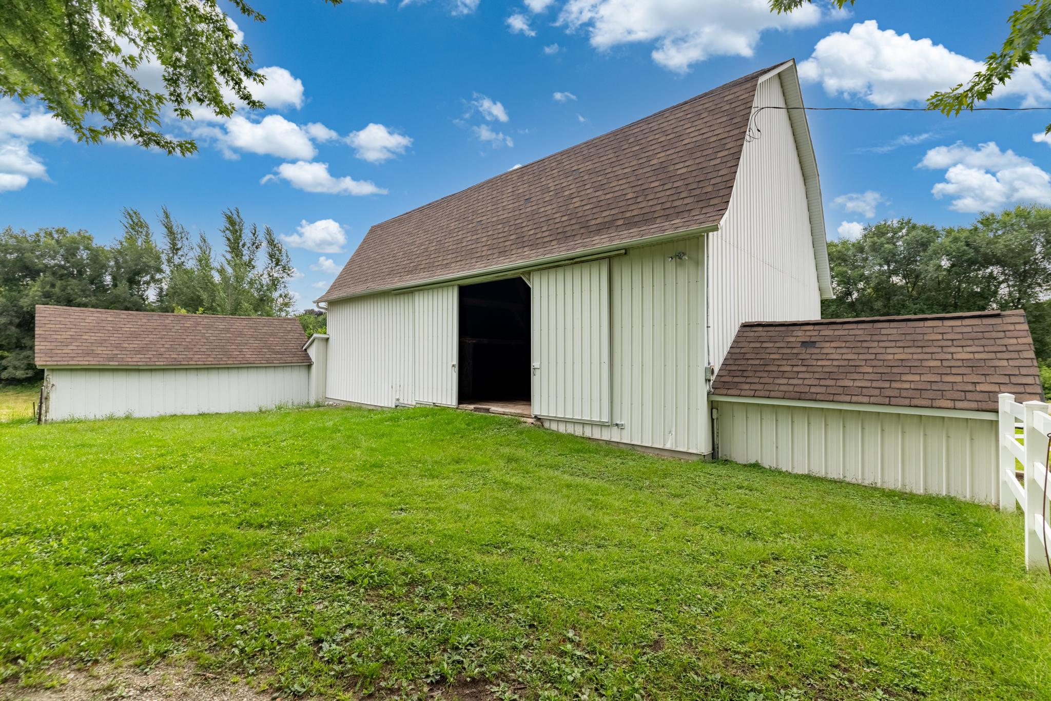 24412 Iona Avenue Property Photo 40