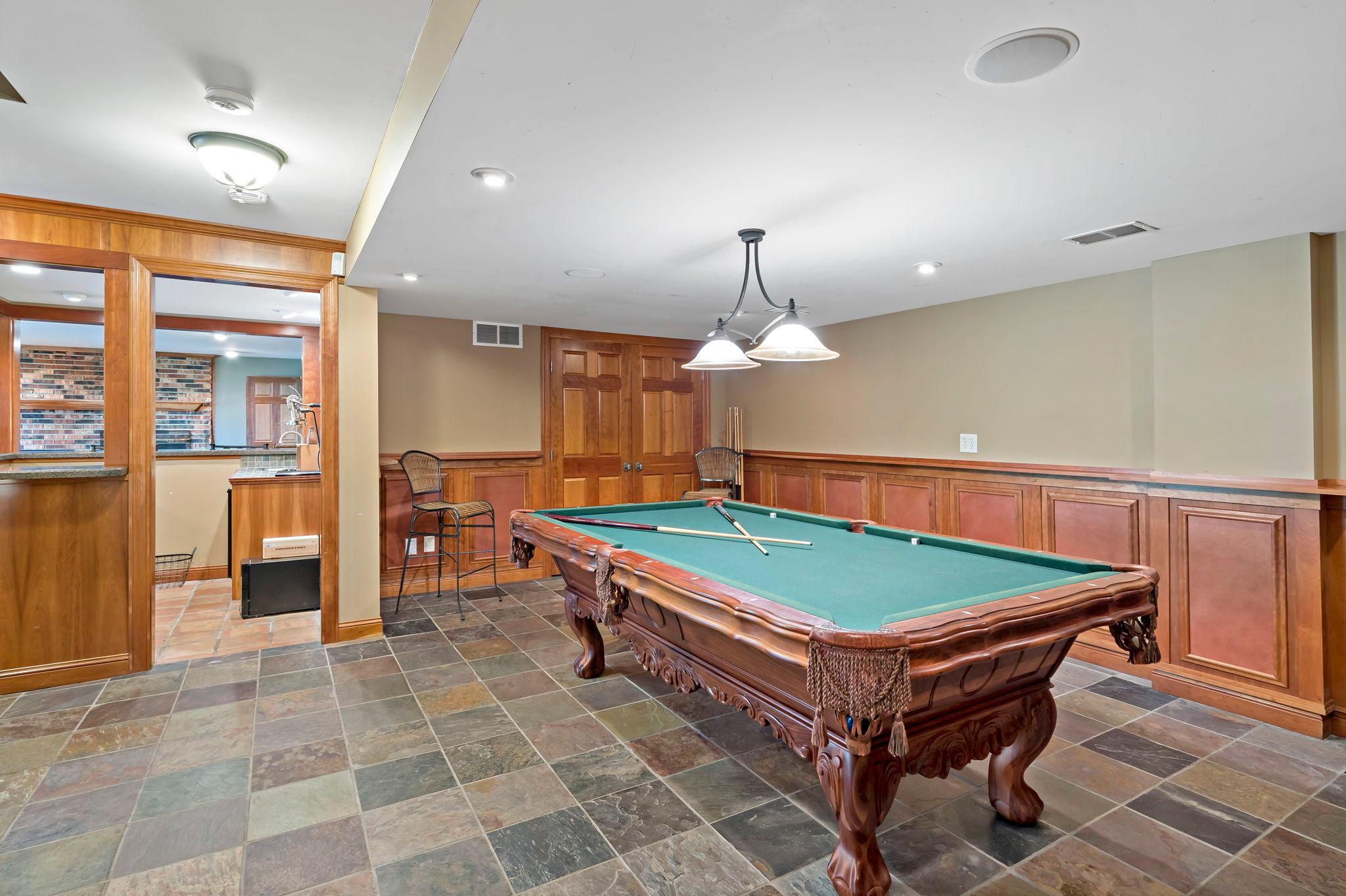 4350 River Road S Property Photo 45