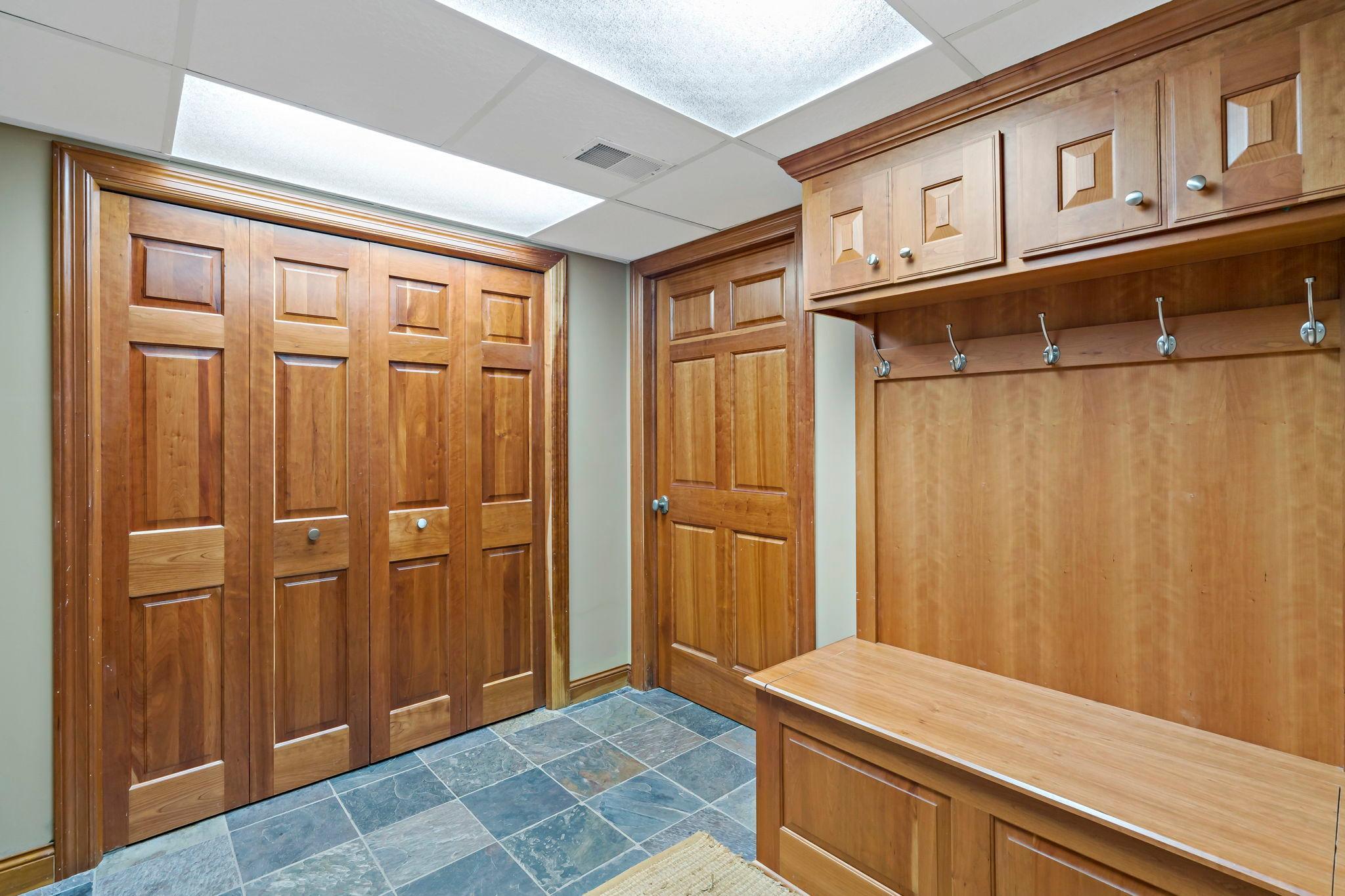 4350 River Road S Property Photo 48