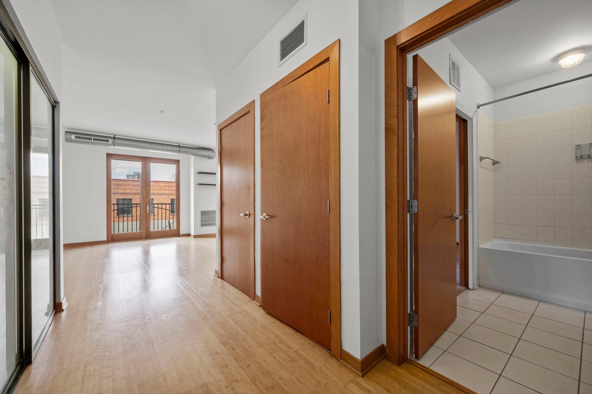 15 E Franklin Avenue 210 Property Photo 19
