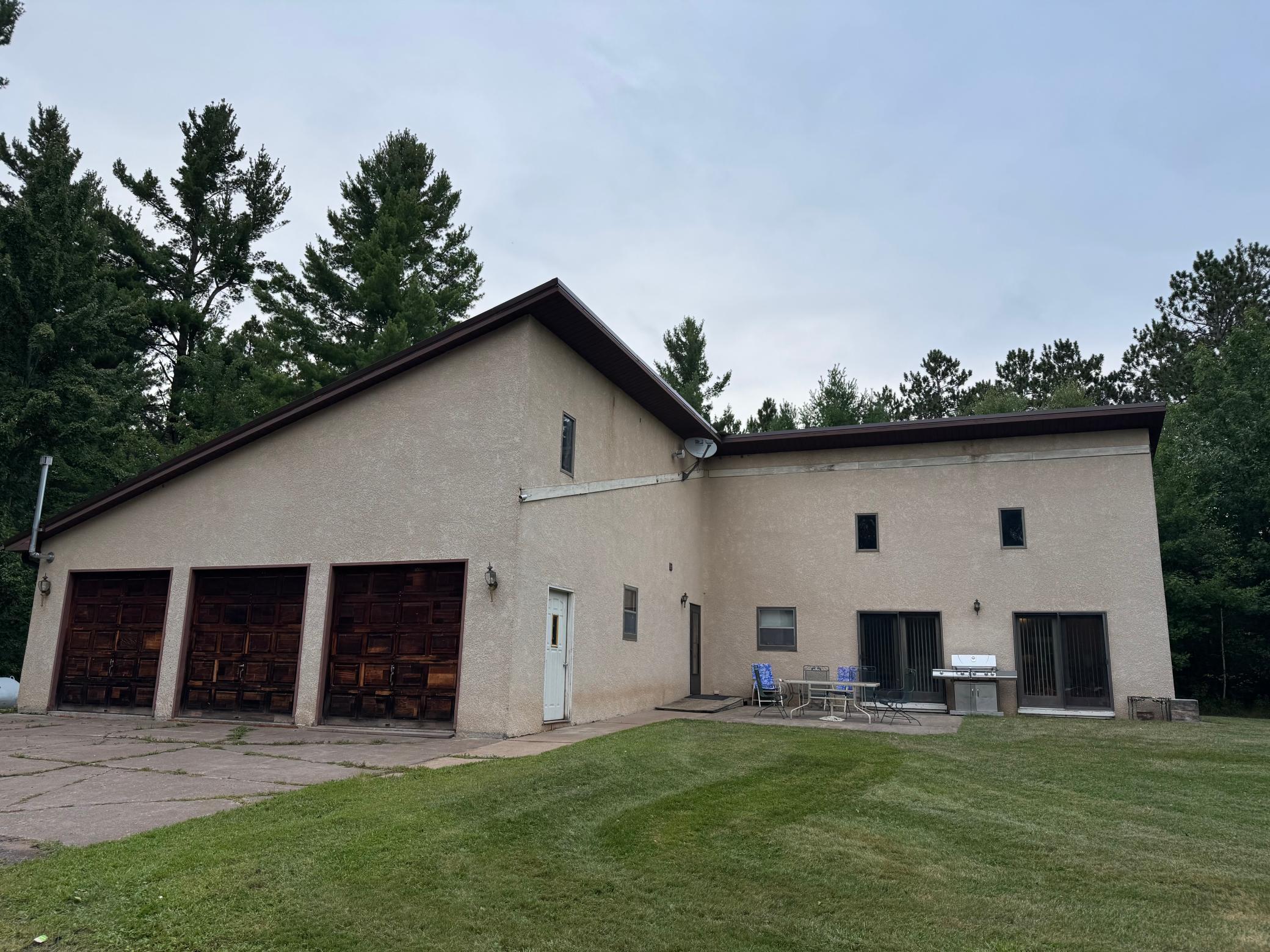 68144 Beaver Tail Road Property Photo 1