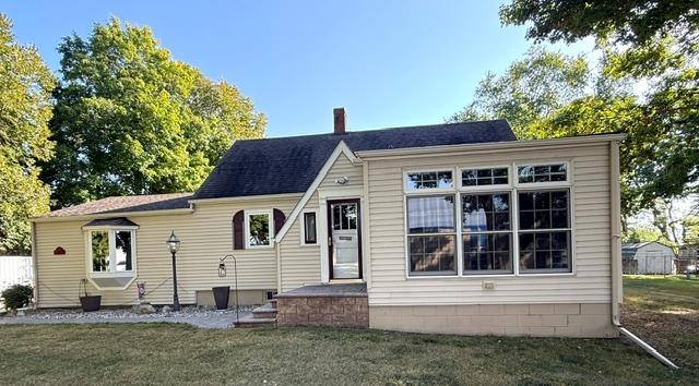 205 3rd Street W Property Photo 1
