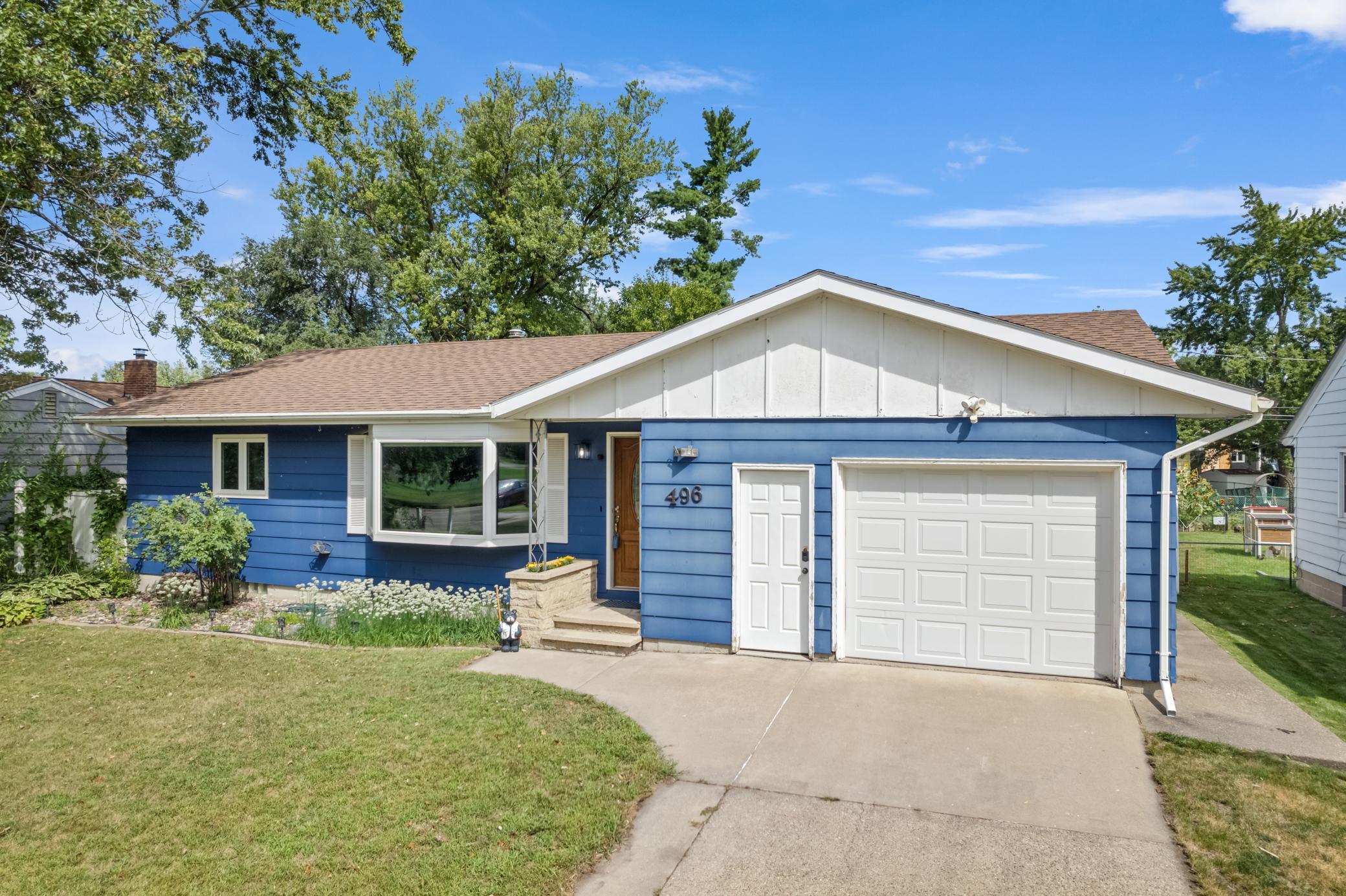 496 E Sarnia Street Property Photo 1