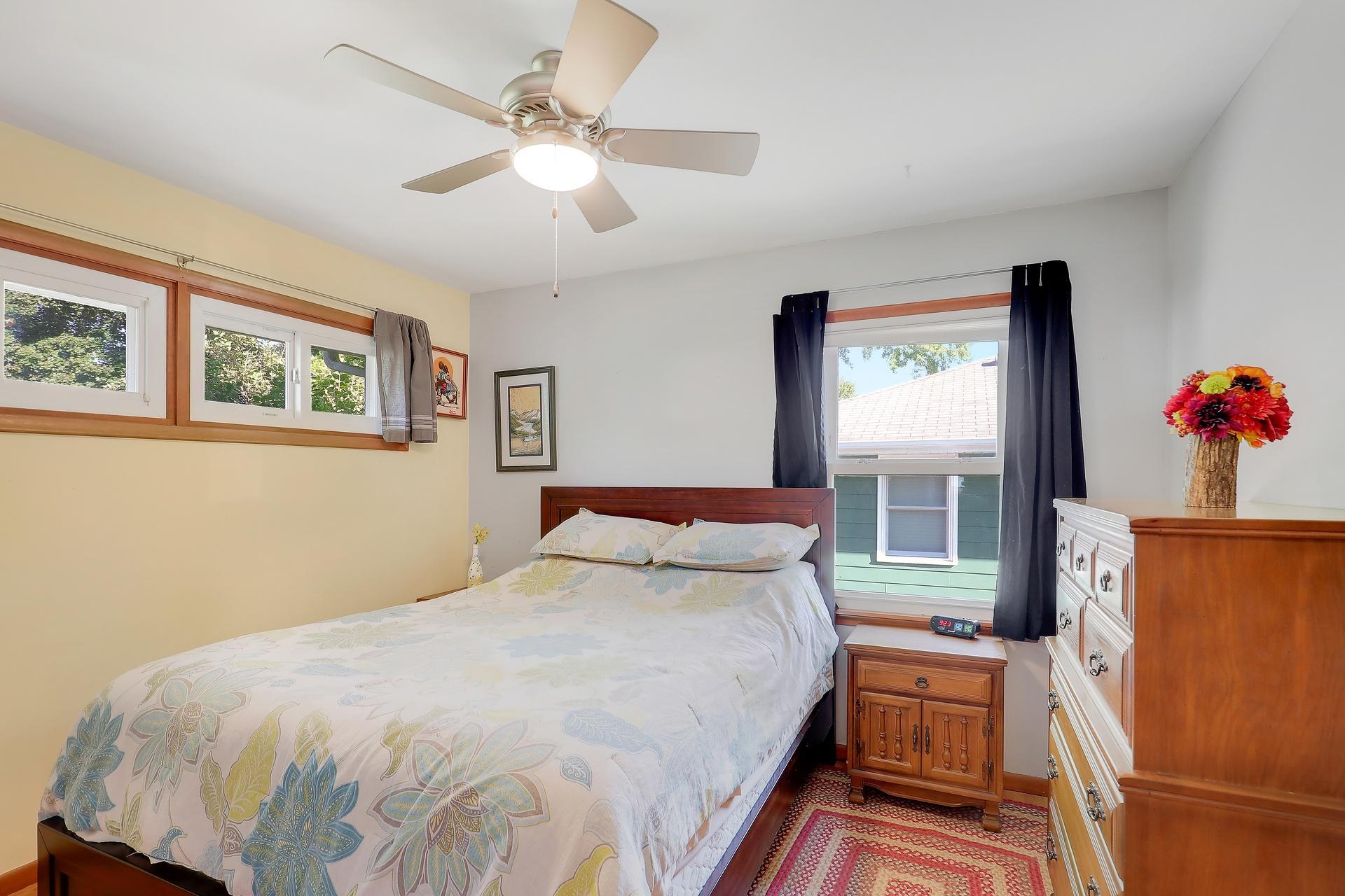 3414 Yates Avenue N Property Photo 18