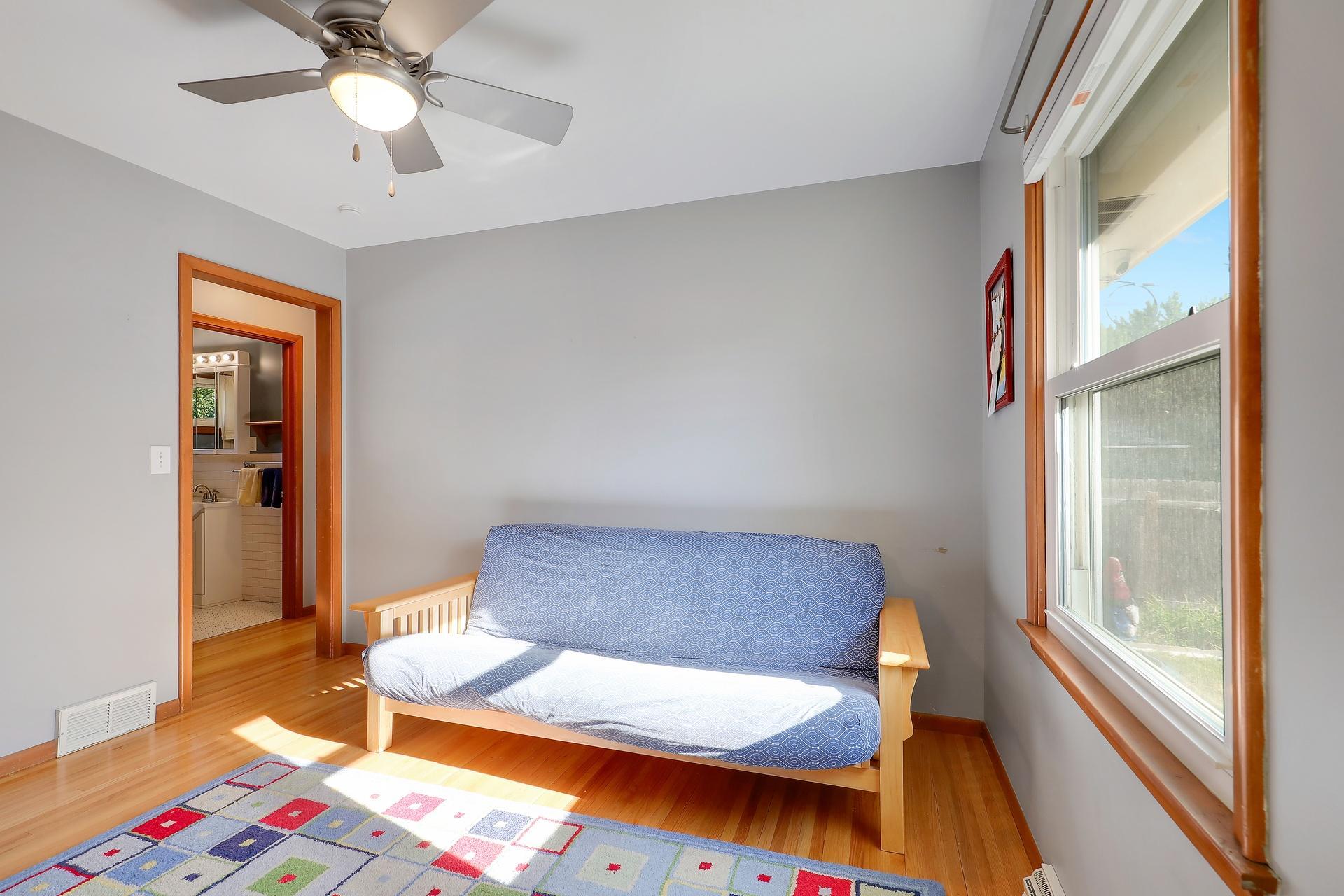 3414 Yates Avenue N Property Photo 23
