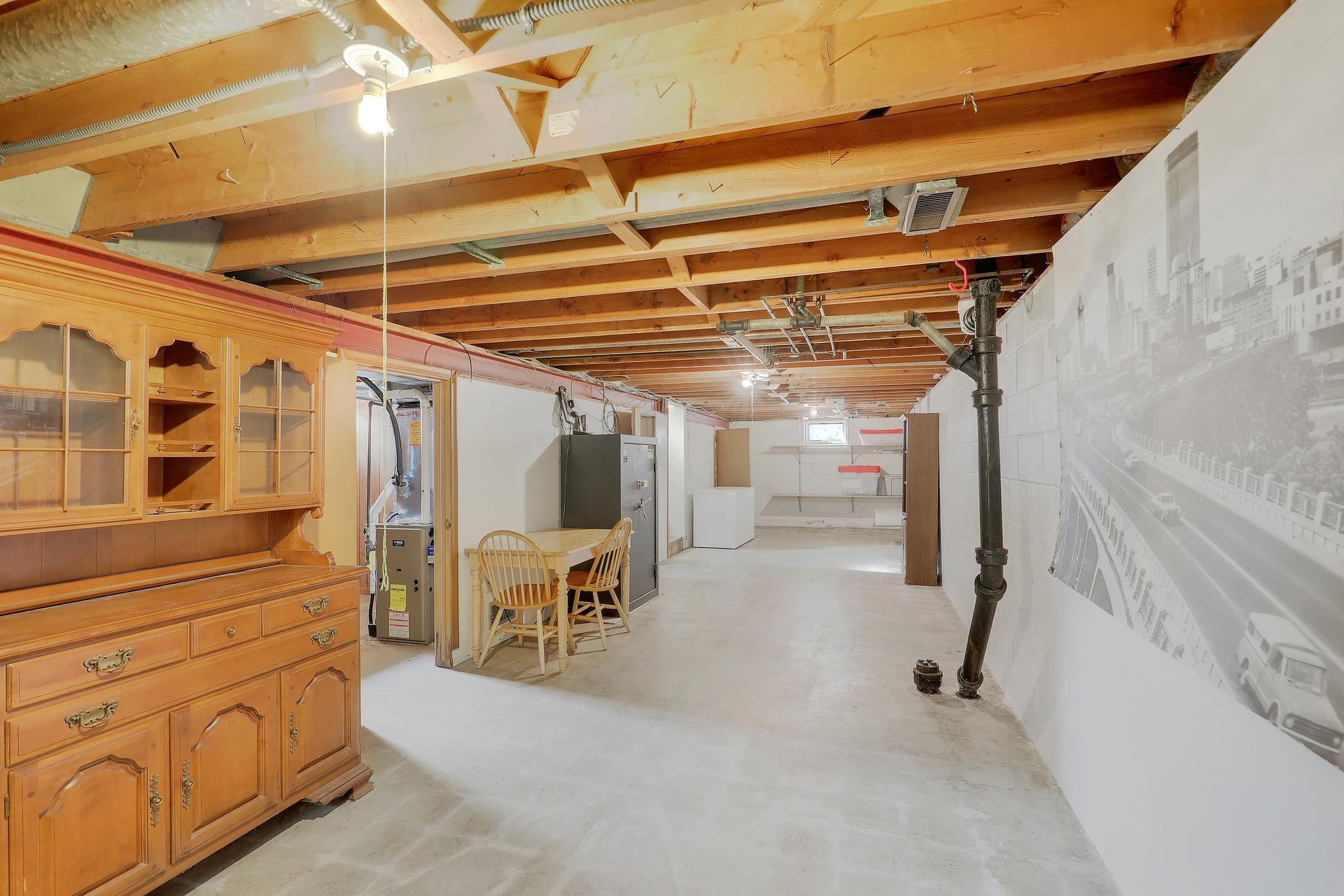 3414 Yates Avenue N Property Photo 29