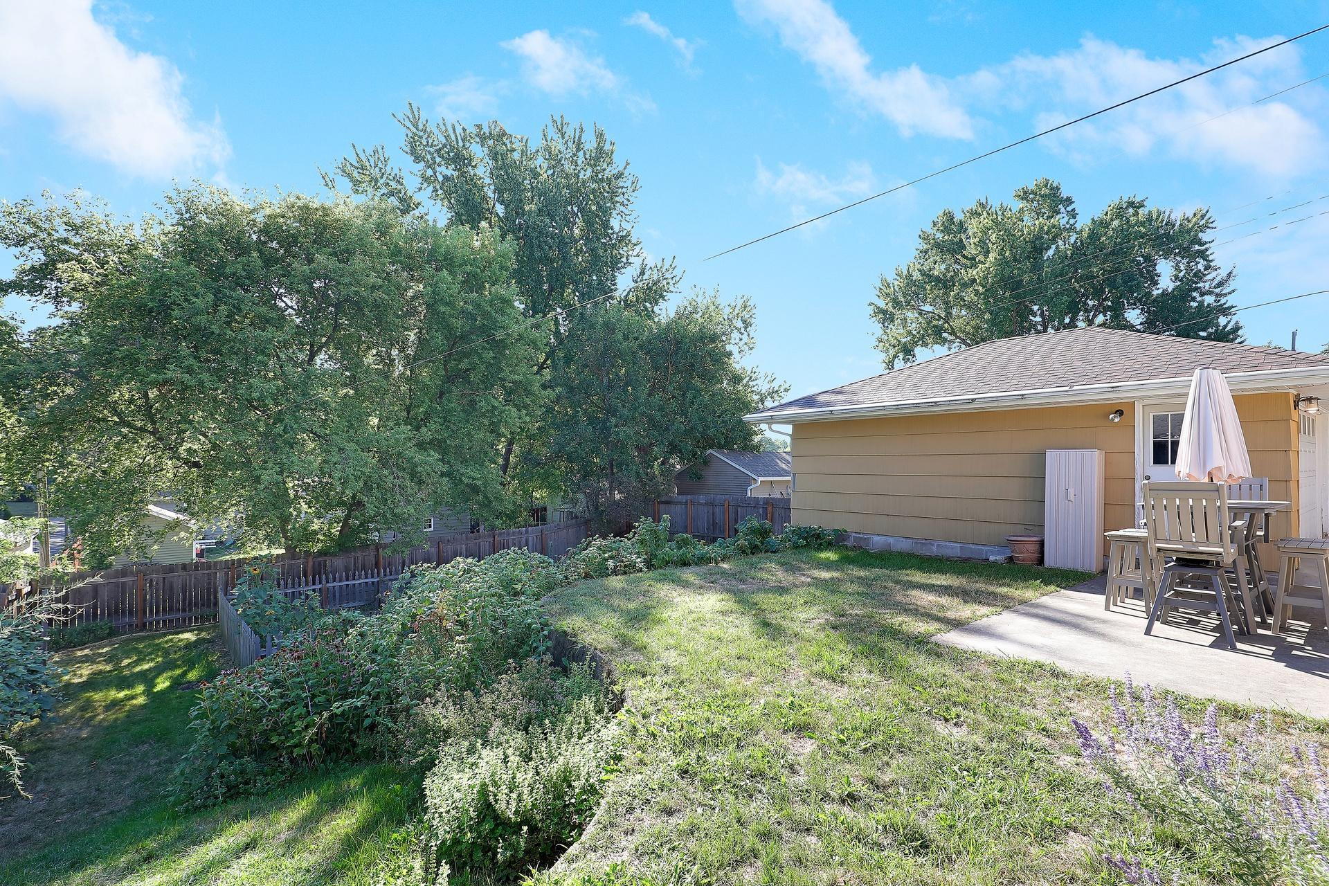 3414 Yates Avenue N Property Photo 43