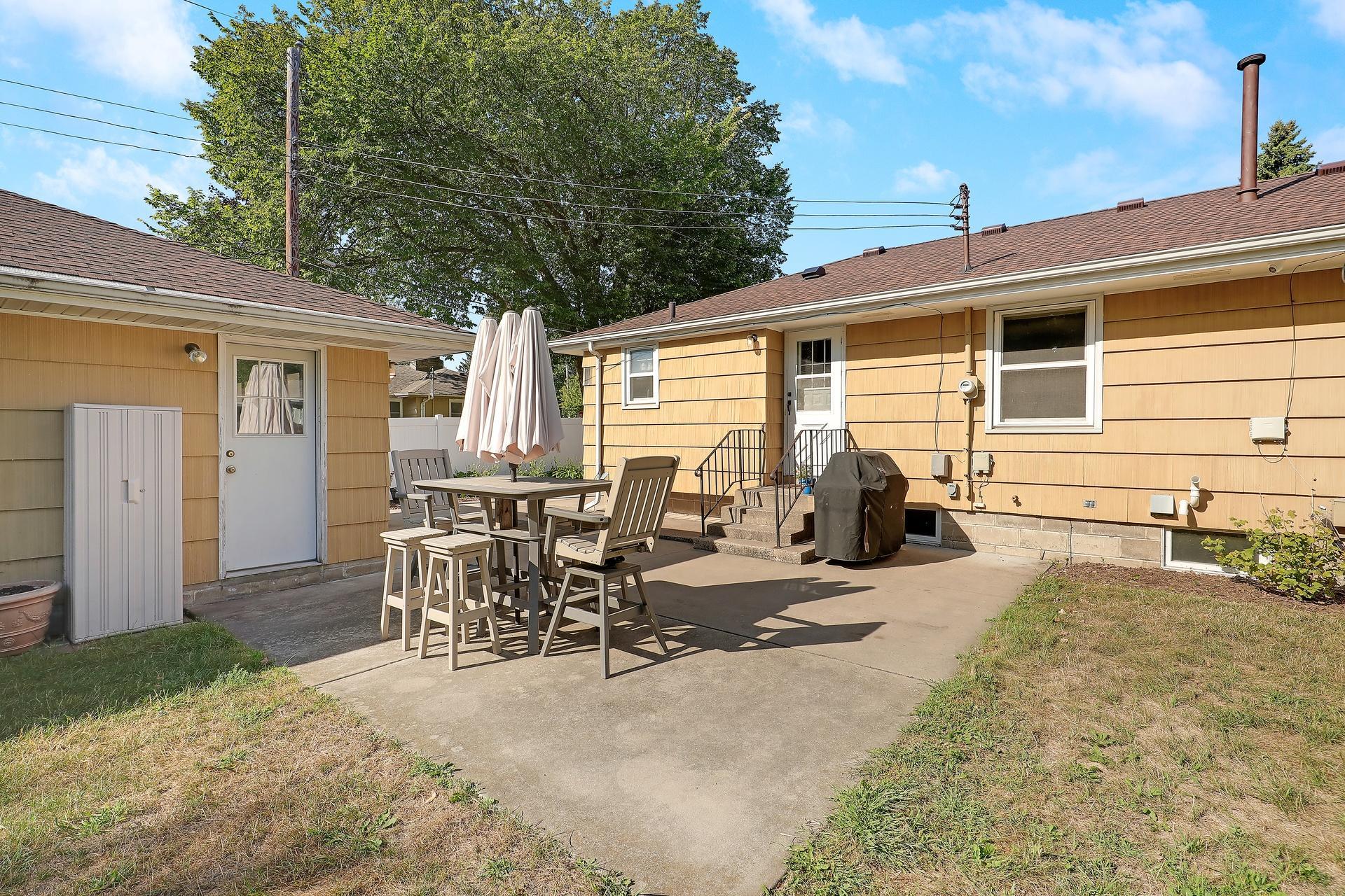 3414 Yates Avenue N Property Photo 44