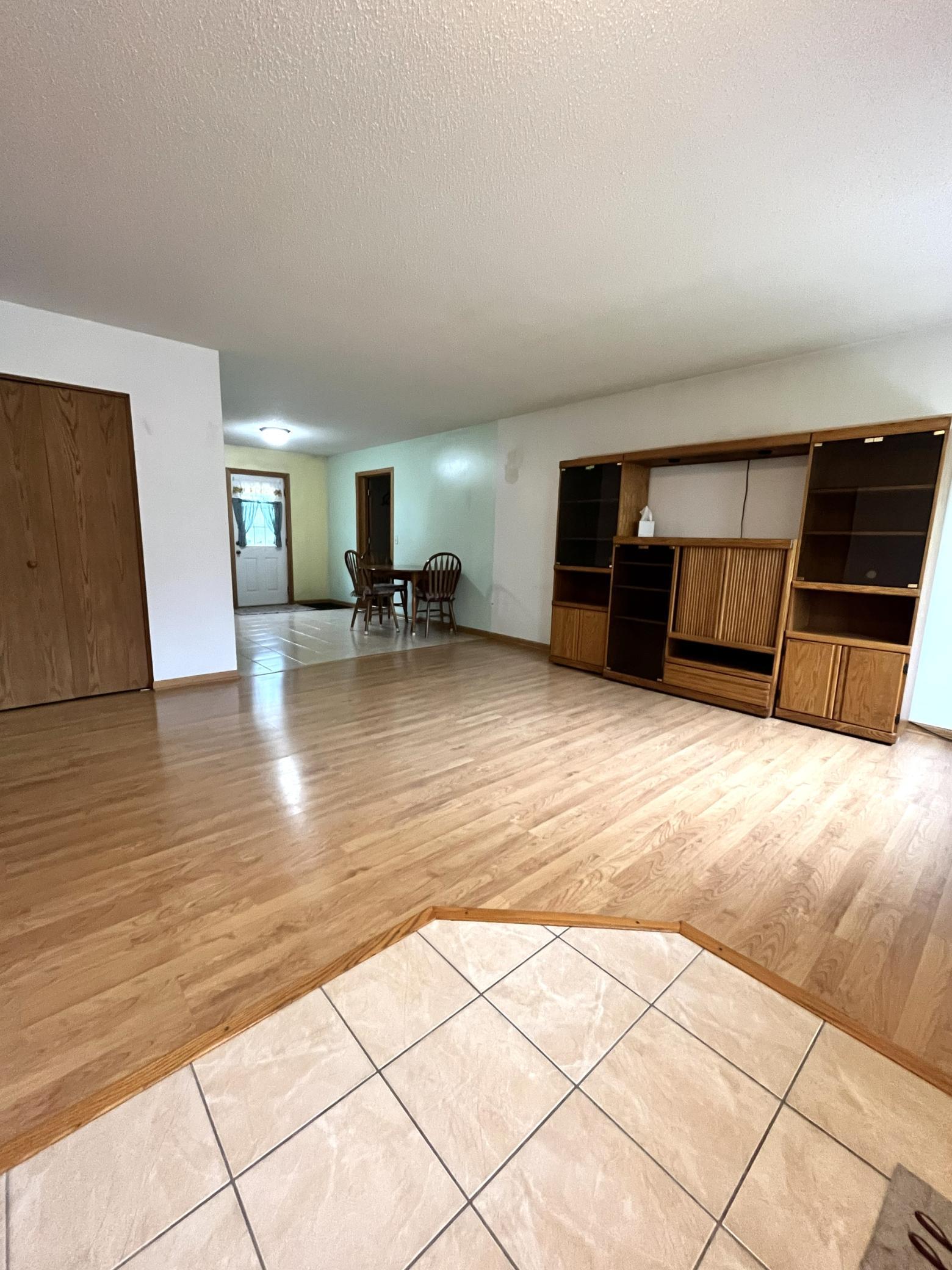 110 9th Street N Property Photo 6