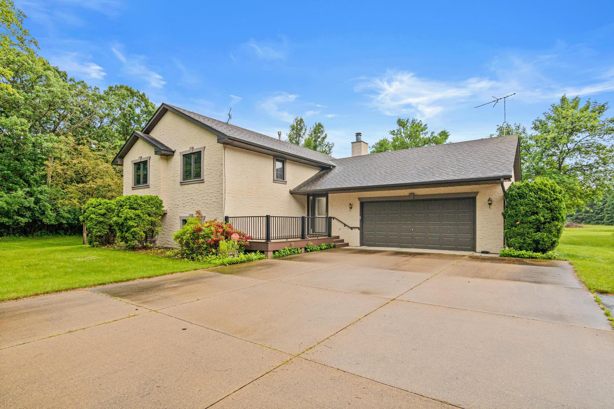 160 196th Drive Nw Property Photo 5