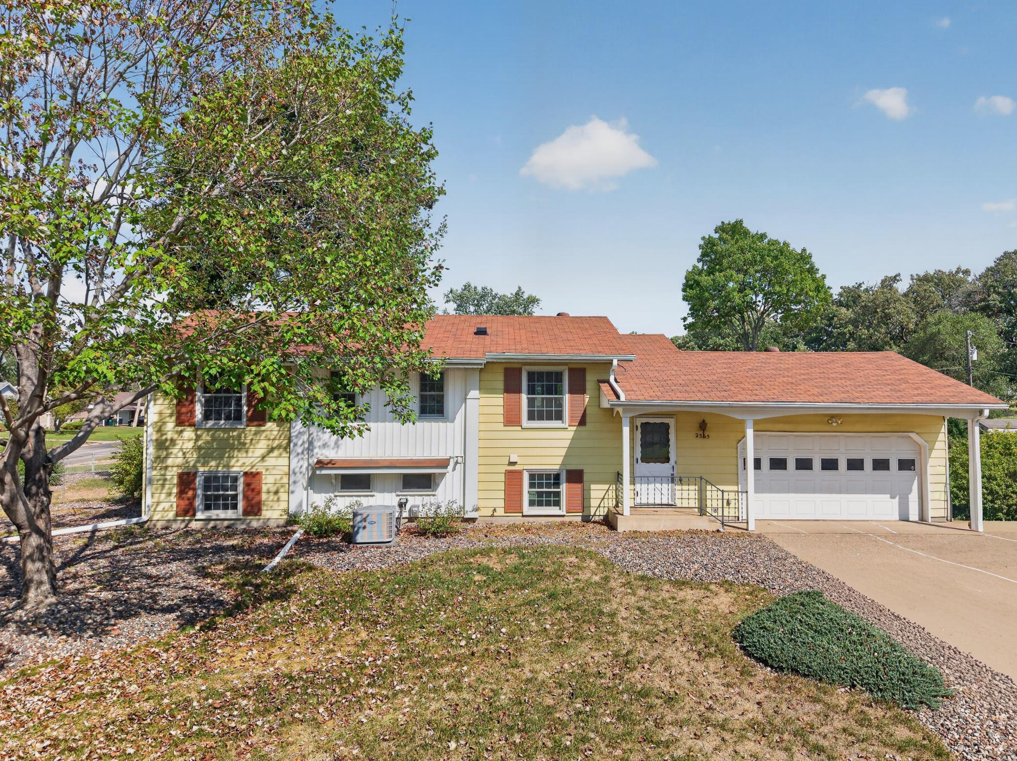 2365 106th Avenue Nw Property Photo 2
