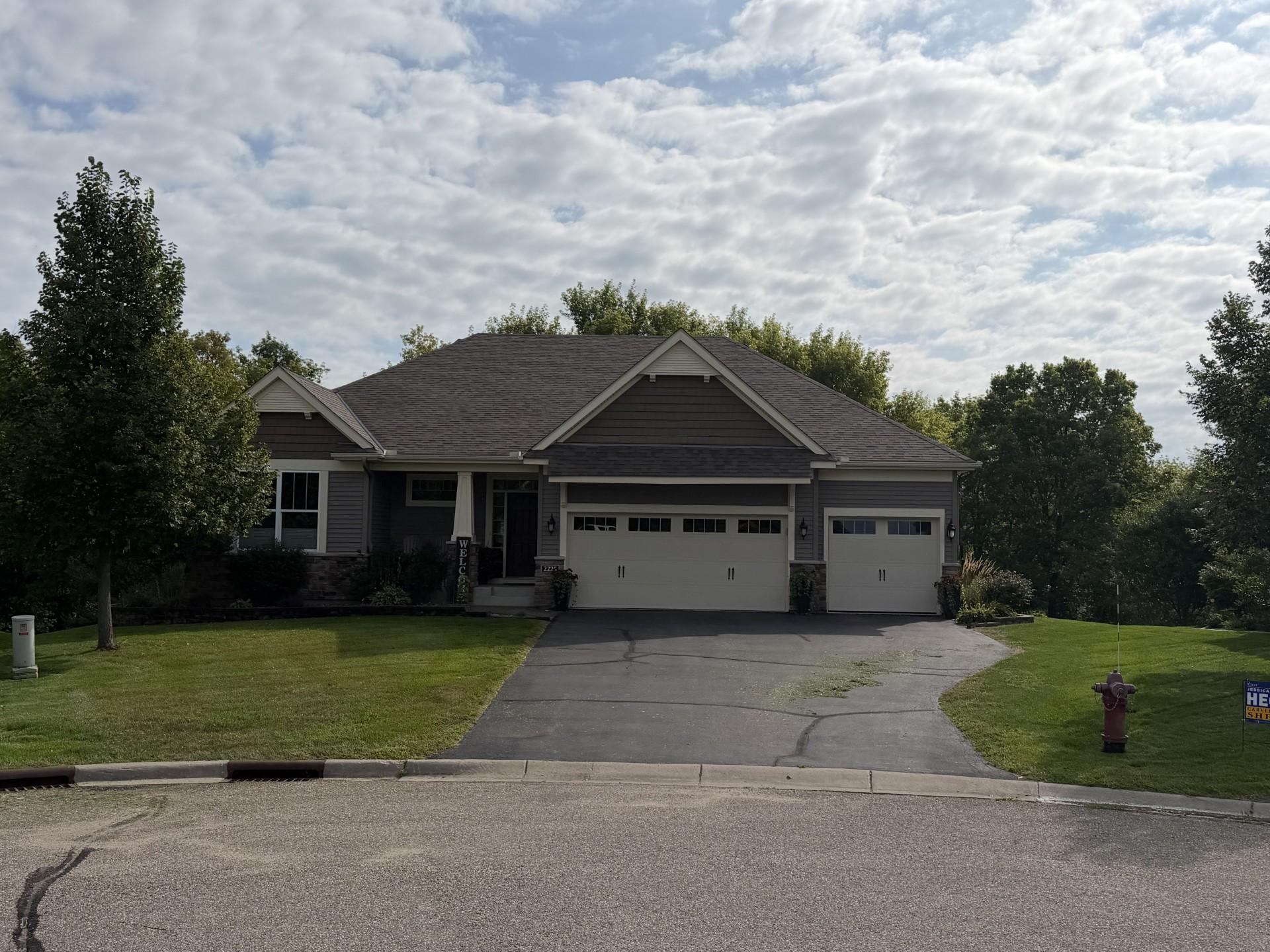 2225 Lake Circle Property Photo 1
