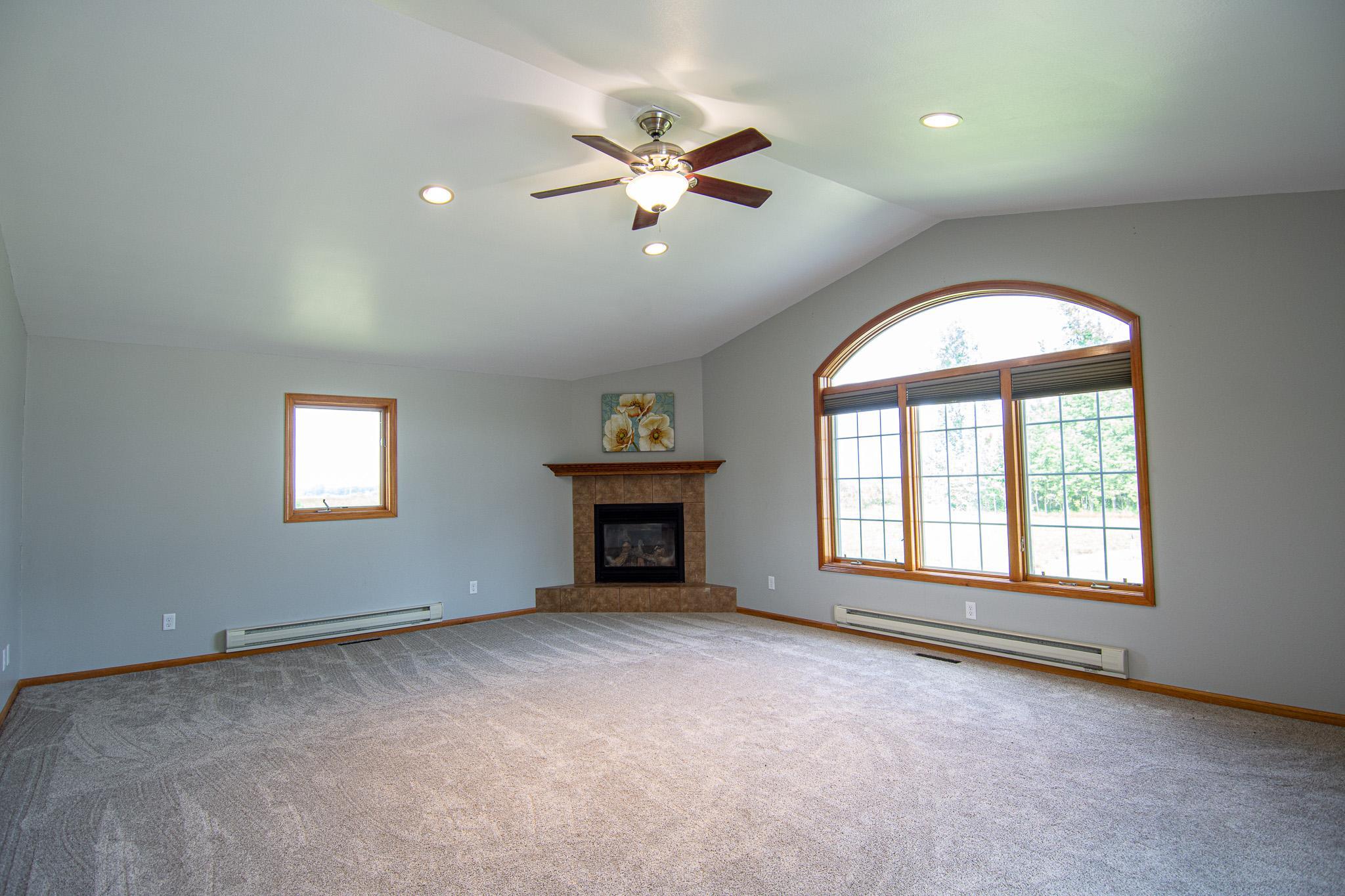 101 Kittson St Property Photo 17