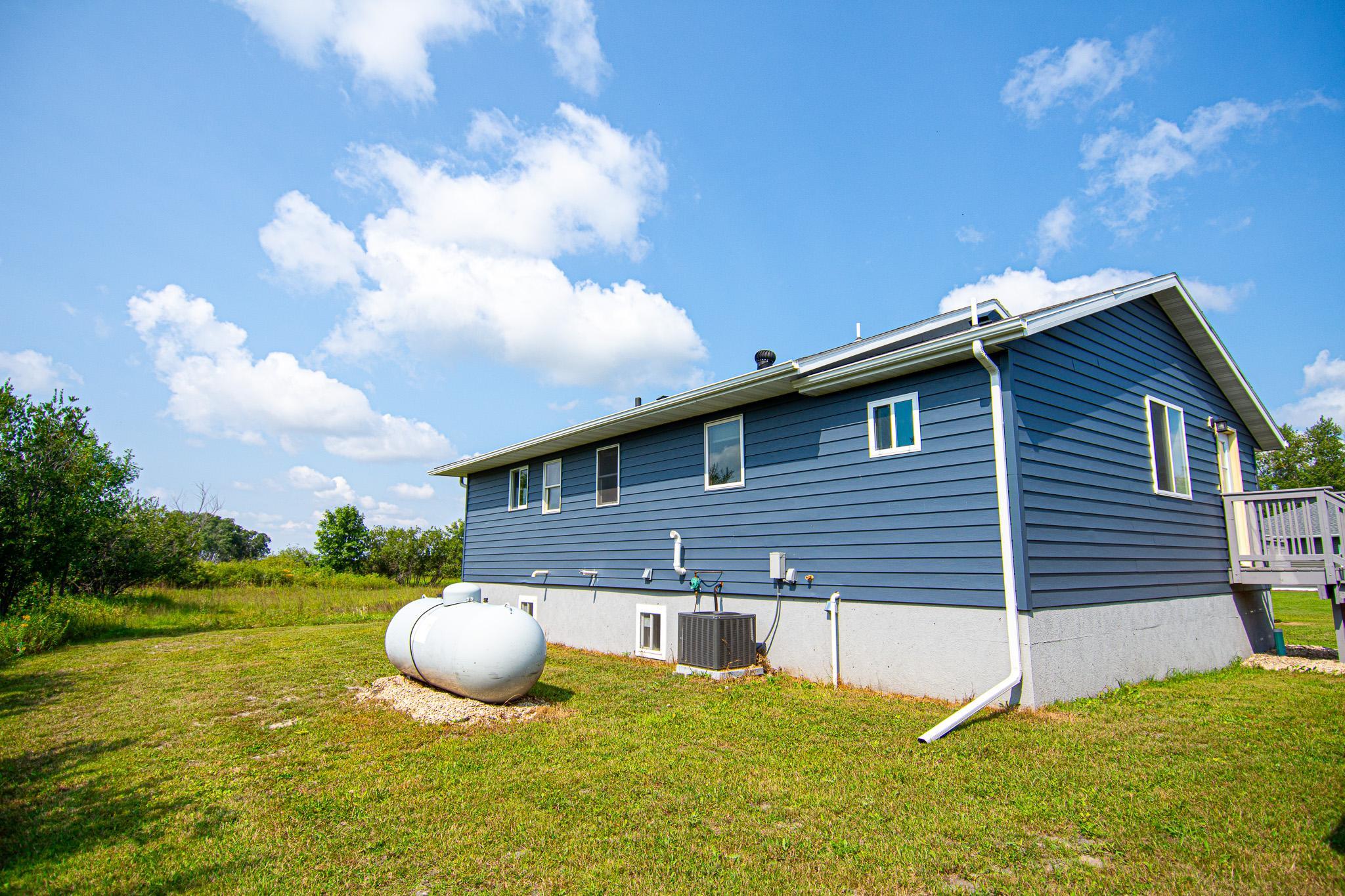 101 Kittson St Property Photo 49