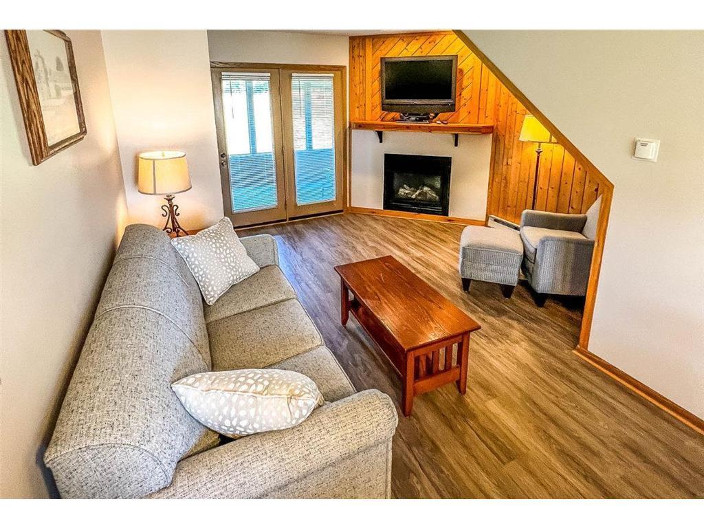 25184 Tame Fish Lake Road 570 Property Photo 4